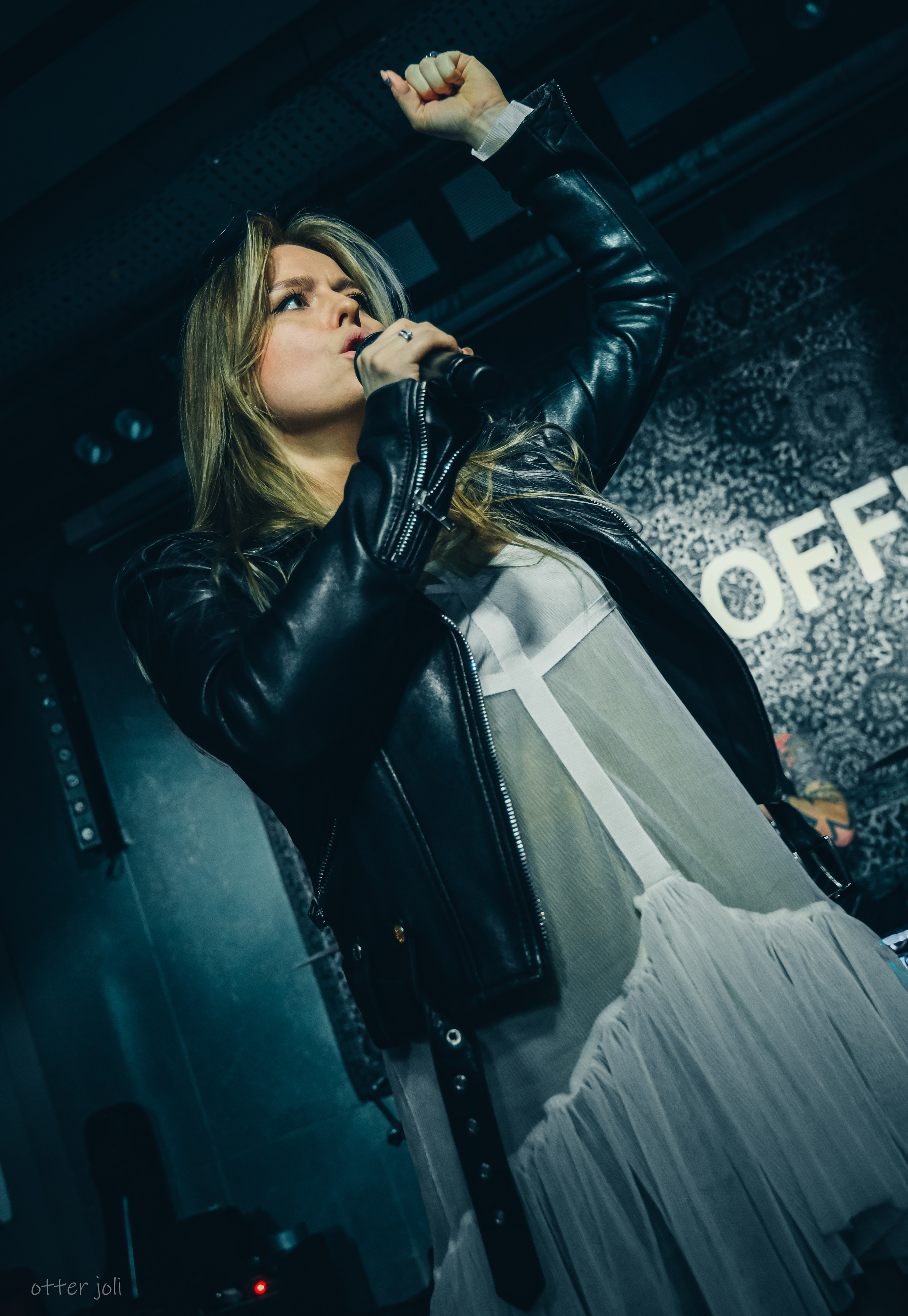 SNAKE 55 | ТехникаБезОпасности. Концертный репортёр Валерия Сафина