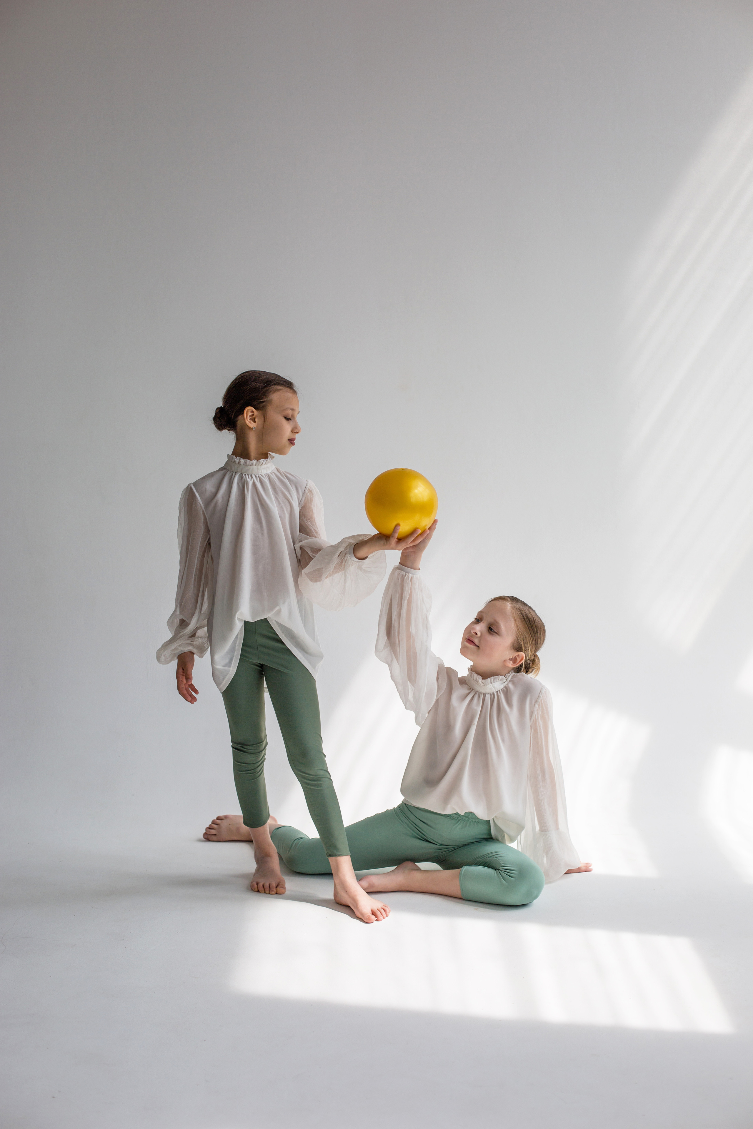 Амелия и Арина. Главная