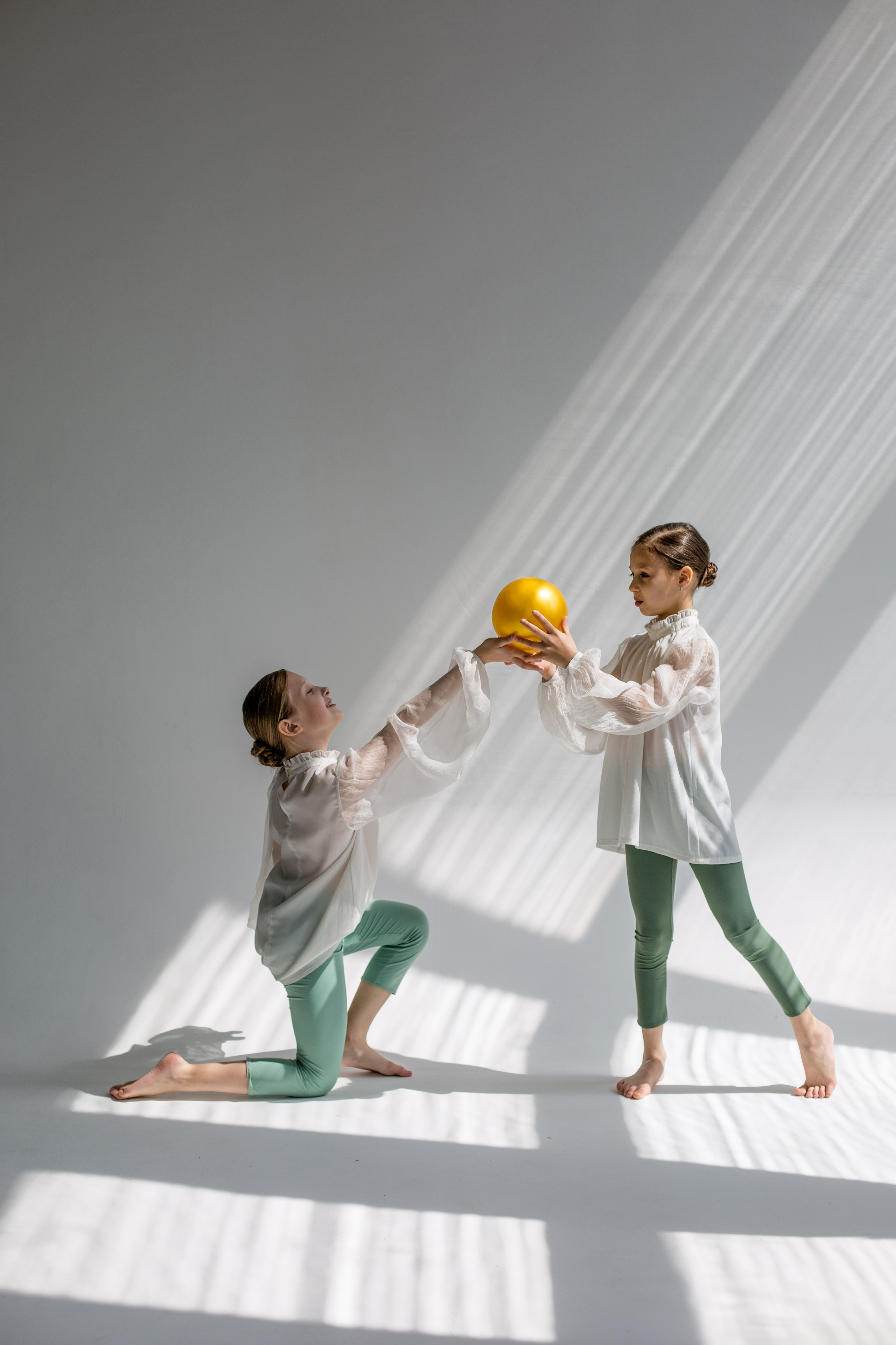 Амелия и Арина. Главная