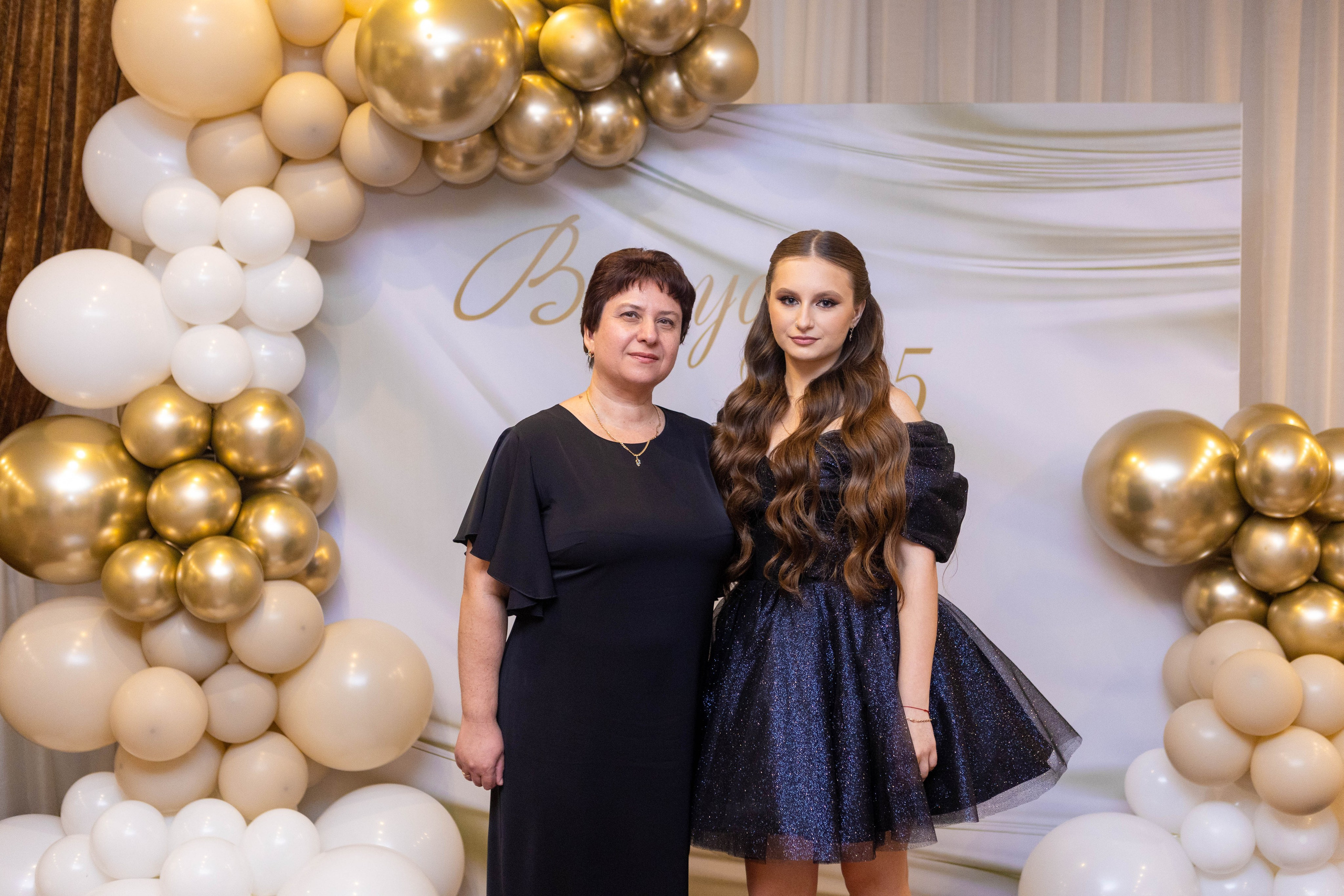 Выпускной 11а в Брудершафте 2025 г. Свадебный и предметный фотограф Ренат Каламперов