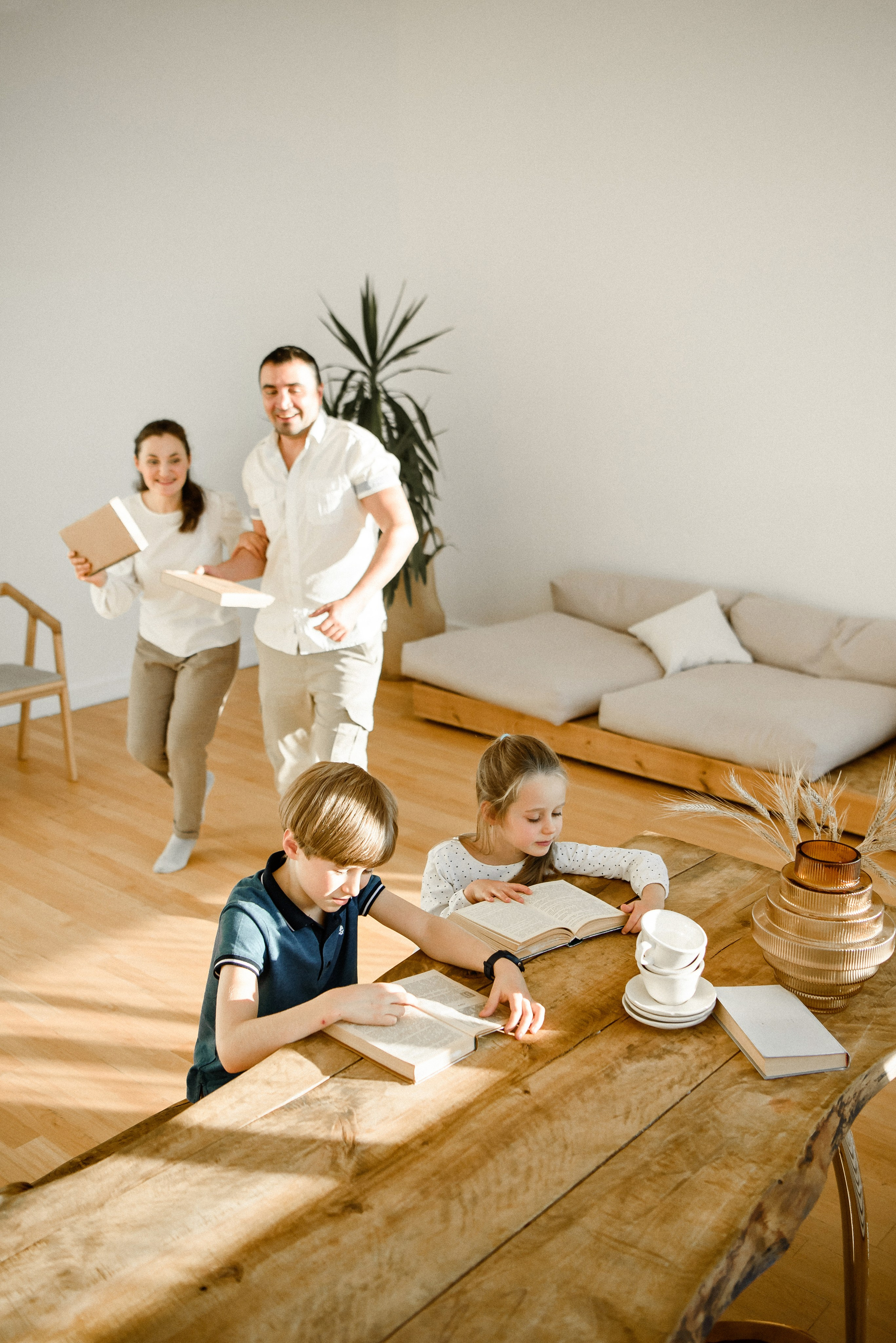 Магазин деревянных игрушек. Свадебный фотограф в Санкт-Петербурге София Шубик