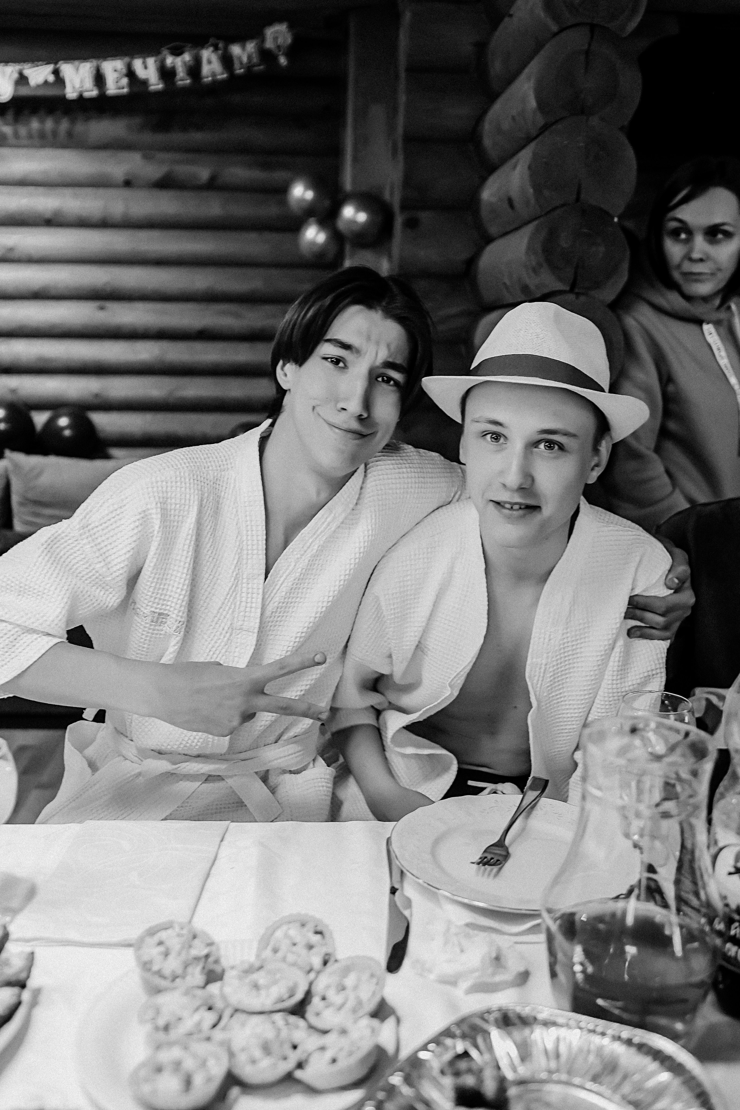 Последний звонок. Семейный фотограф Тюмень, фотограф на роды Салмина Мария