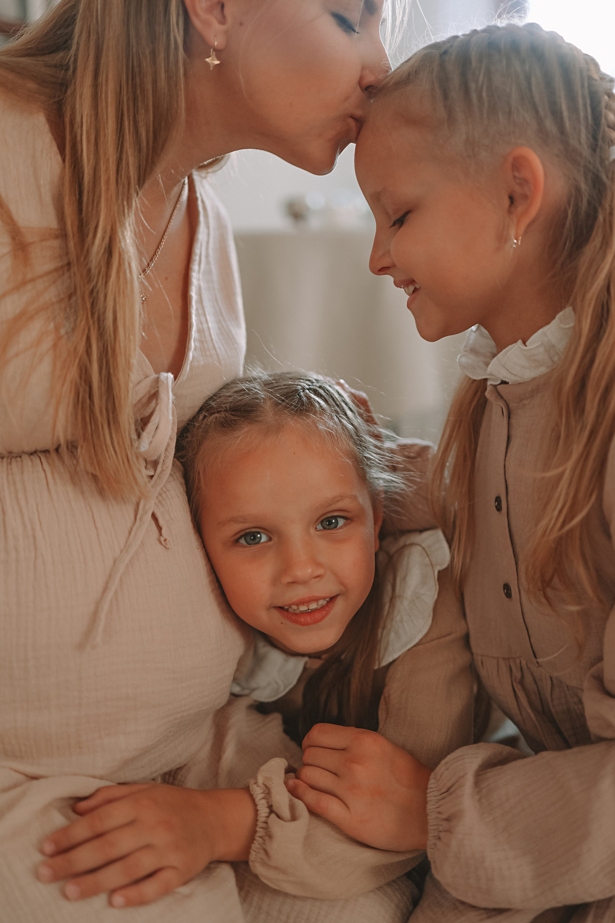 Квартира (беременность). Семейный фотограф Тюмень, фотограф на роды Салмина Мария