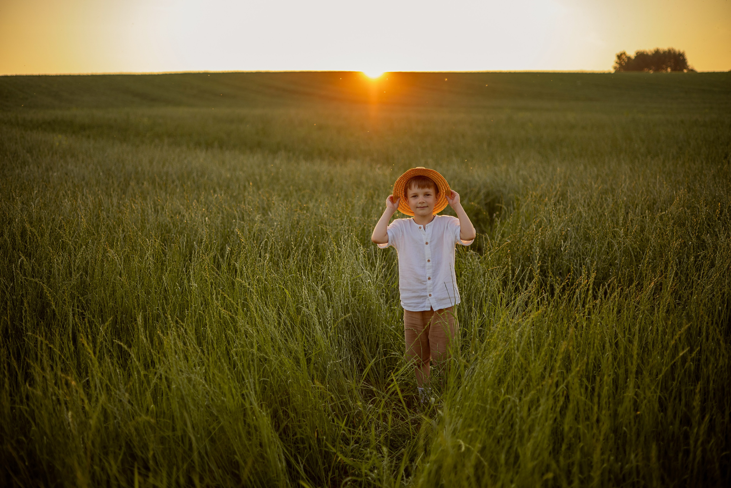Тимофей в поле. Фотограф Ульянкина Мария
