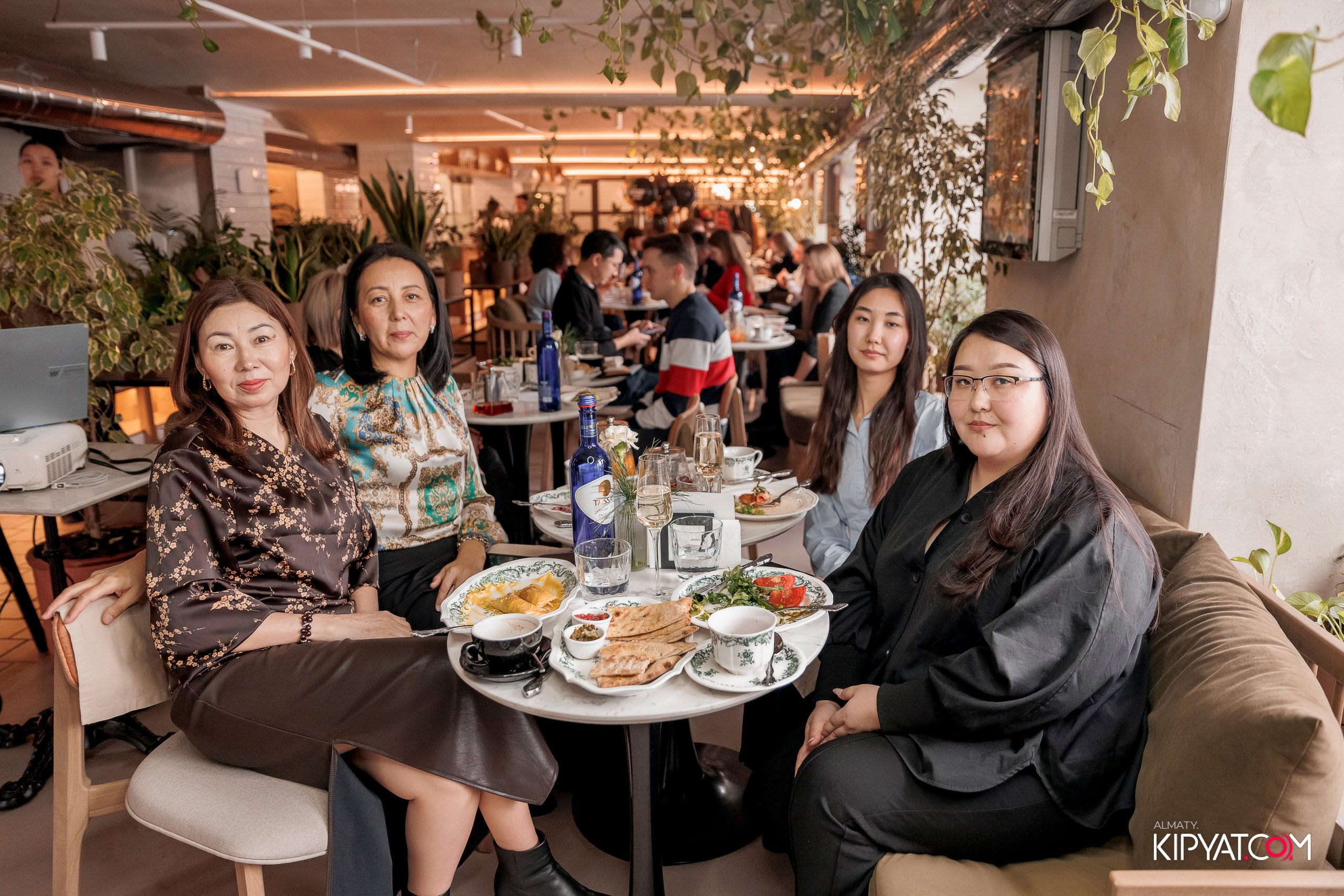 БИЗНЕС-ЗАВТРАК ASAPGROUP. КИПЯТКОМ АЛМАТЫ! Фотосъемка мероприятий в Алматы