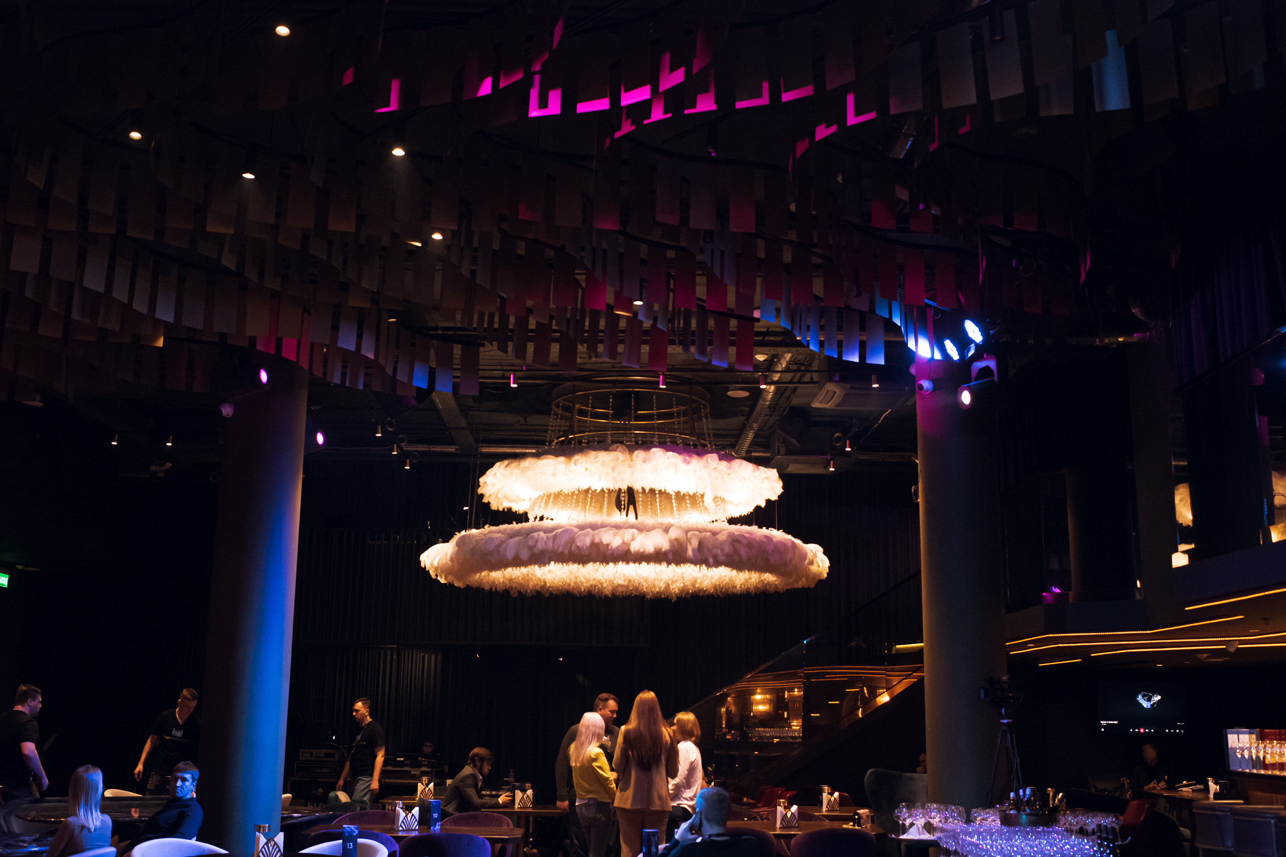 Презентация Sapphire CROWN. Фотограф на мероприятия в Москве Колоткин Игорь