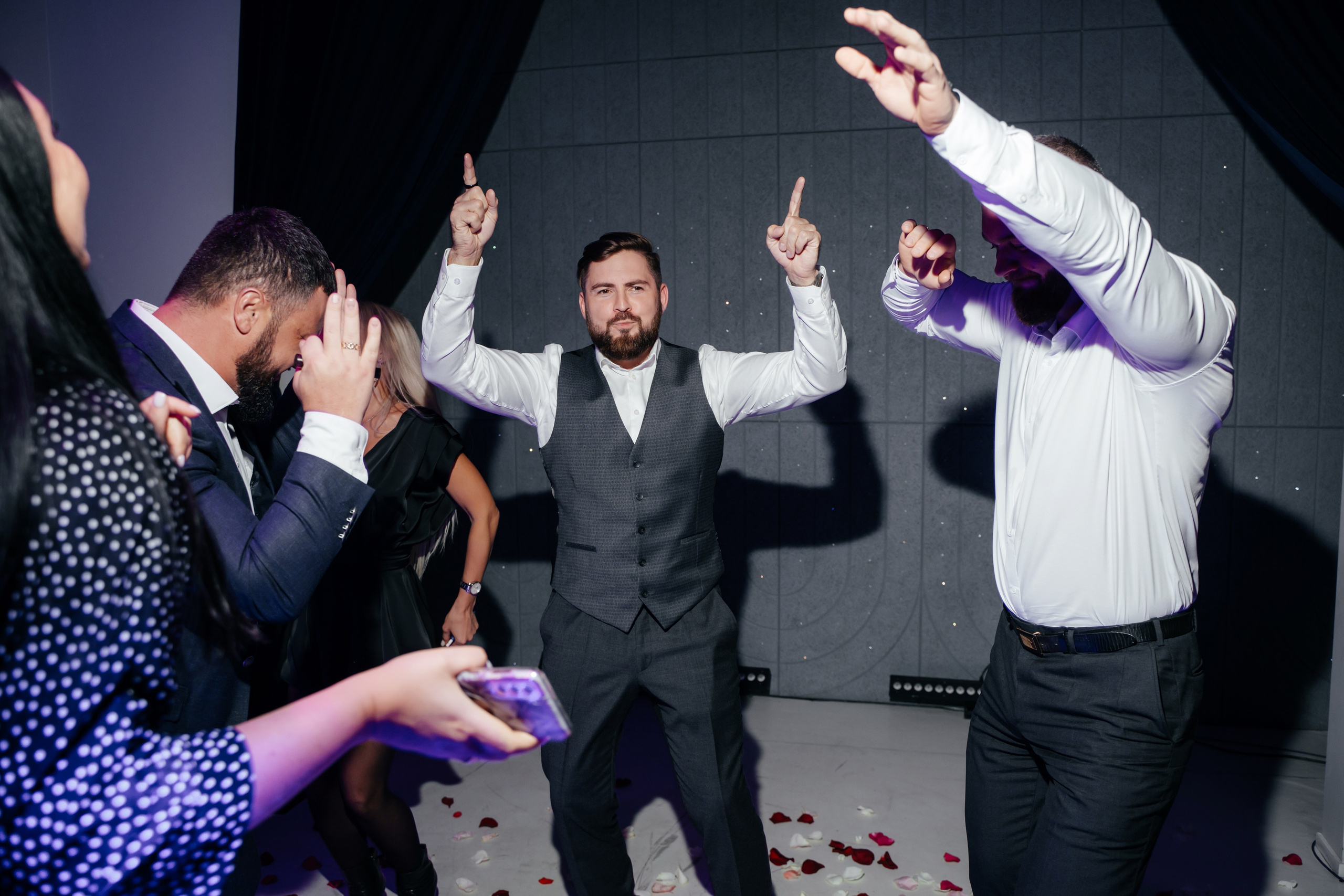 2 февраля (пятница). BENUAR Restaurant