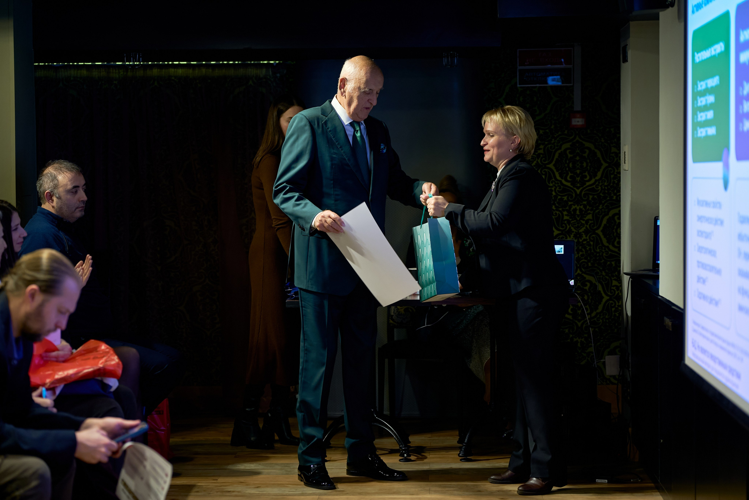 Медицинский форум СПБ 2025. Фотограф-видеограф в Санкт-Петербурге Владимир Нестеров