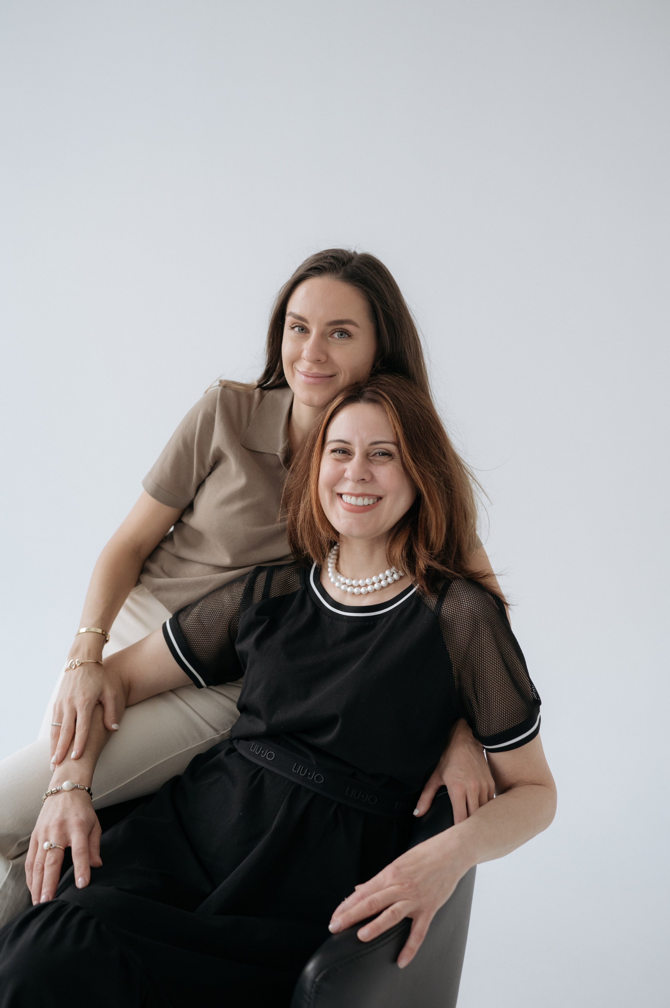 White. Natalyandronova.ru