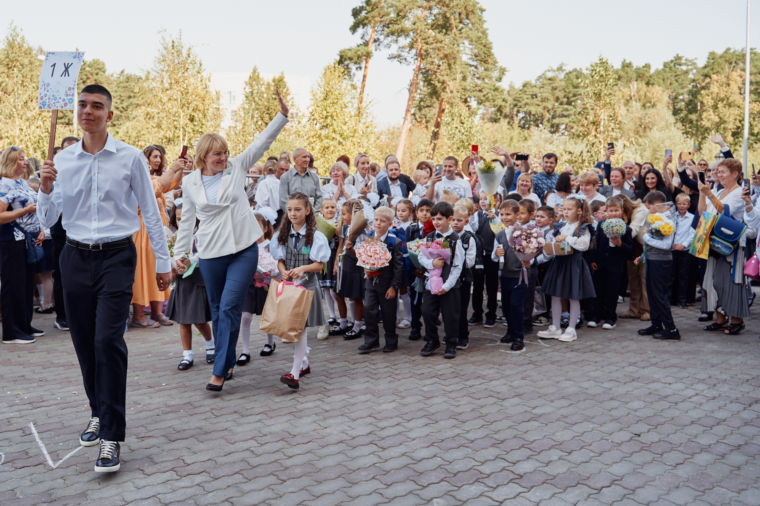 1 сентября 1Ж класс. Фотограф Москва Арина Клокова