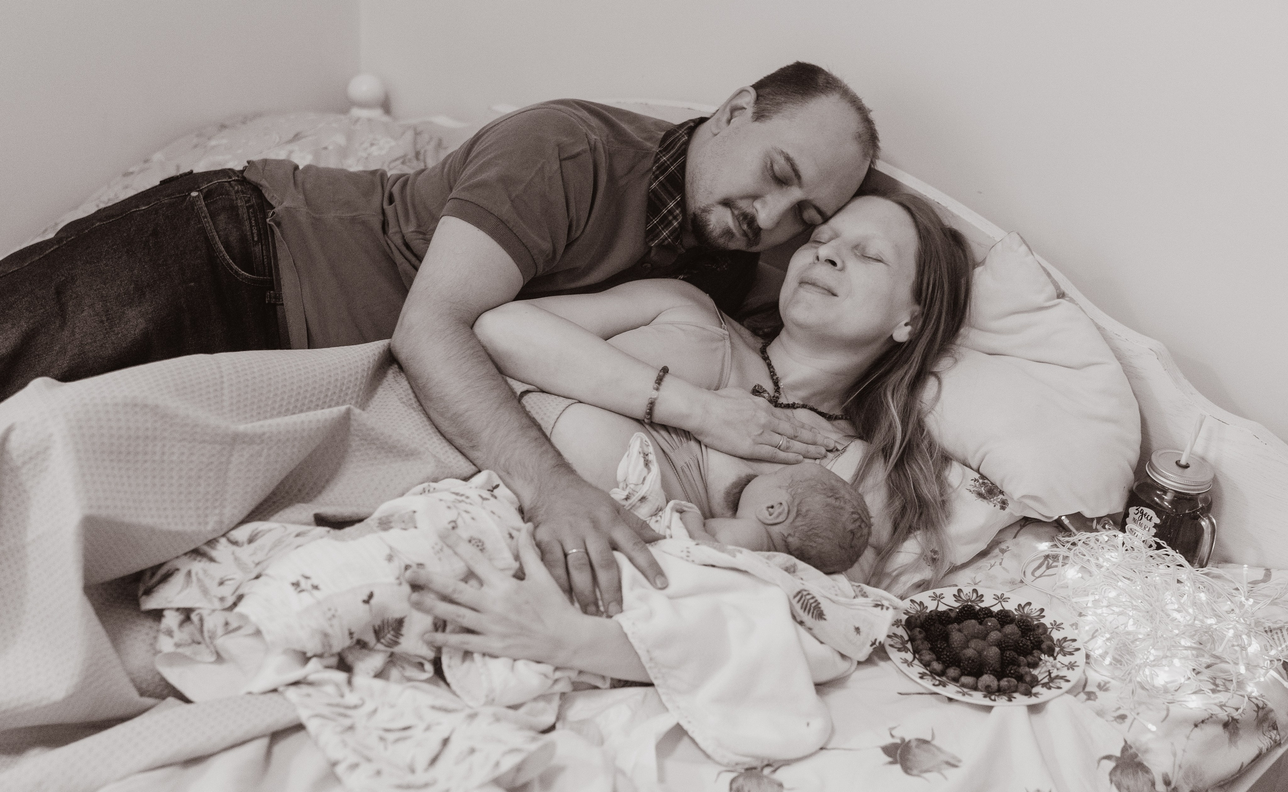 Таинство рождения. Семейный, ньюборн фотограф, фотограф на роды в Москве, Виктория Тюльдюкова