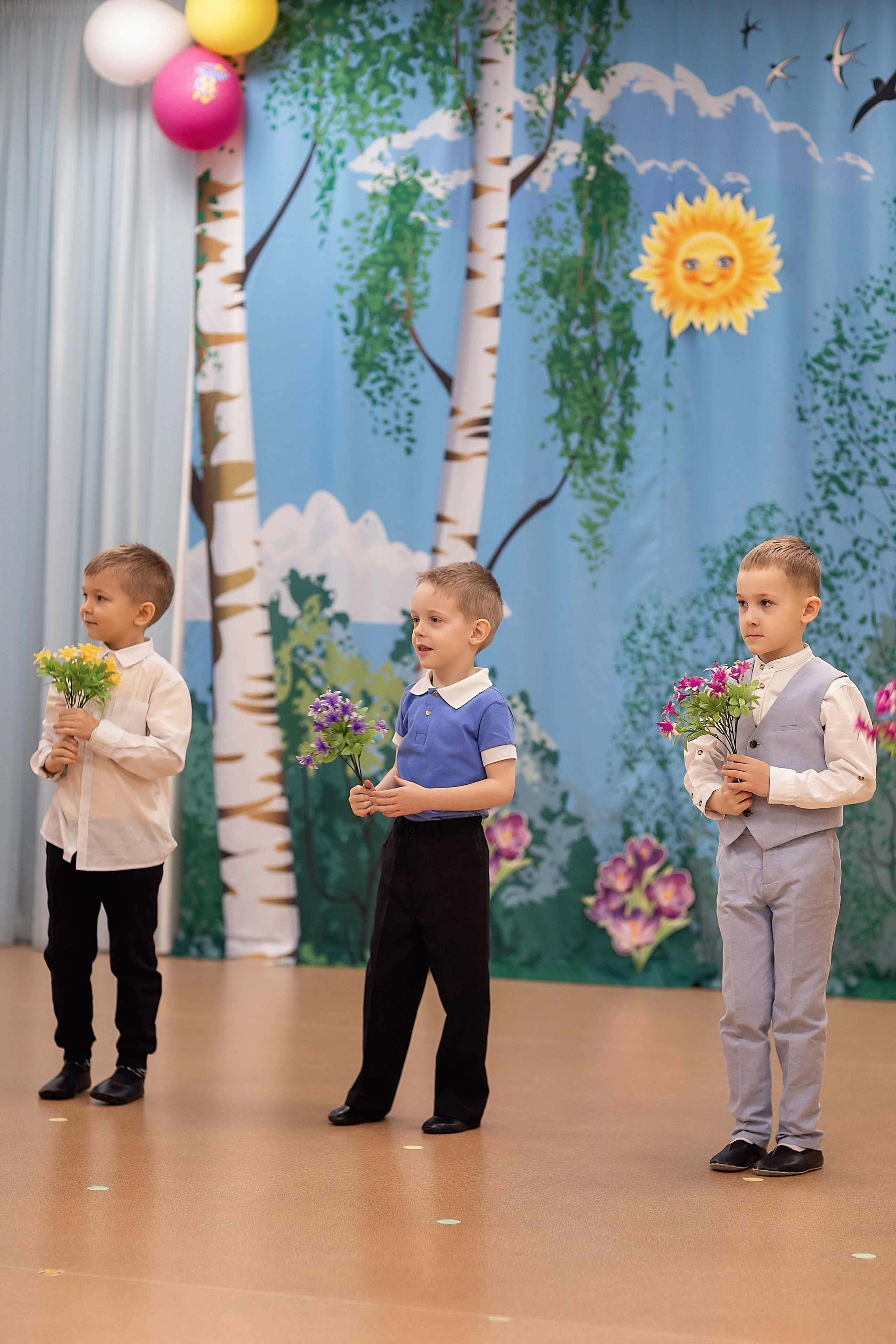 Весенний утренник_старшая группа_2025. Семейный фотограф в Санкт-Петербурге