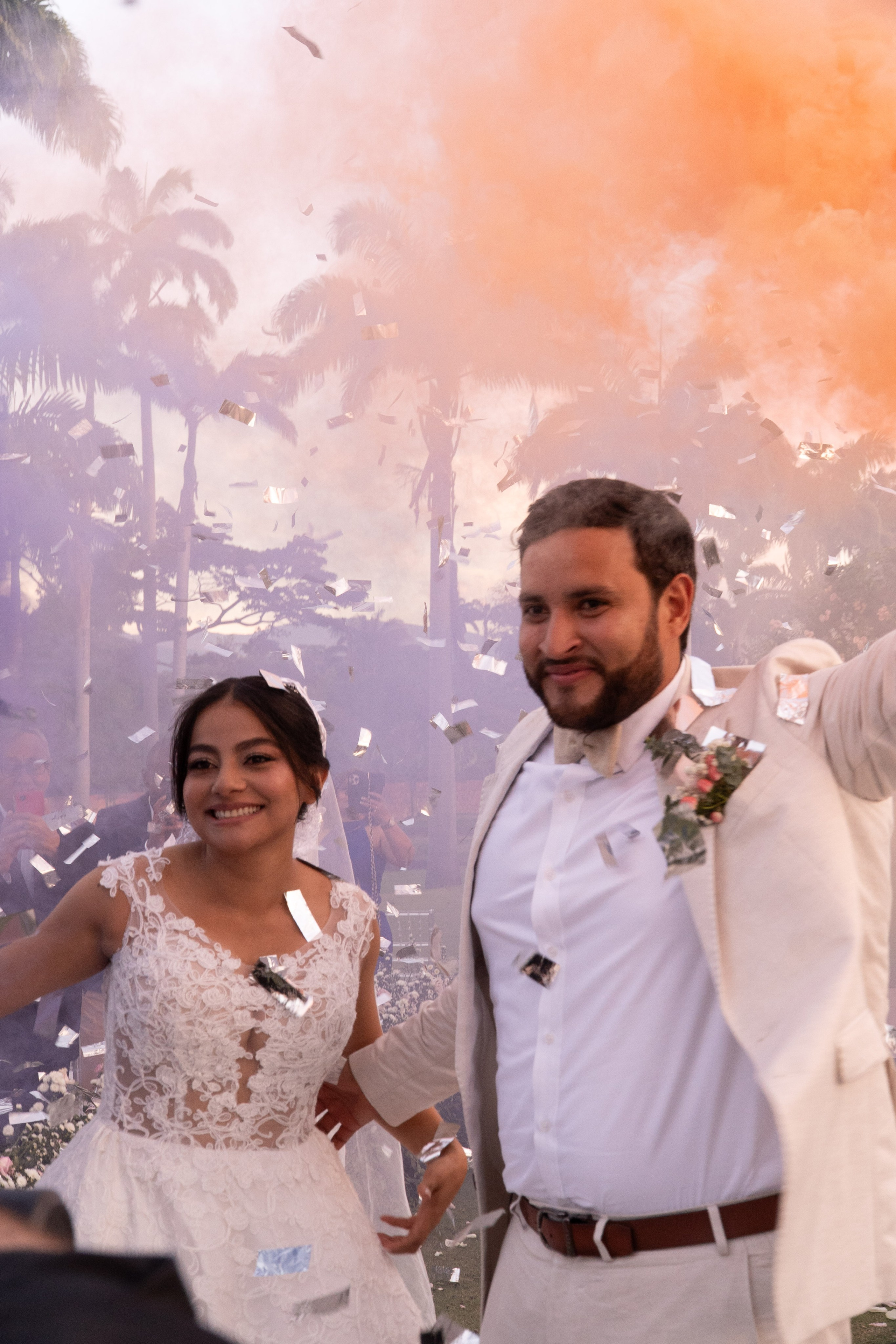 Carola & Gerson. Wedding Photographer in Barcelona and Medellin