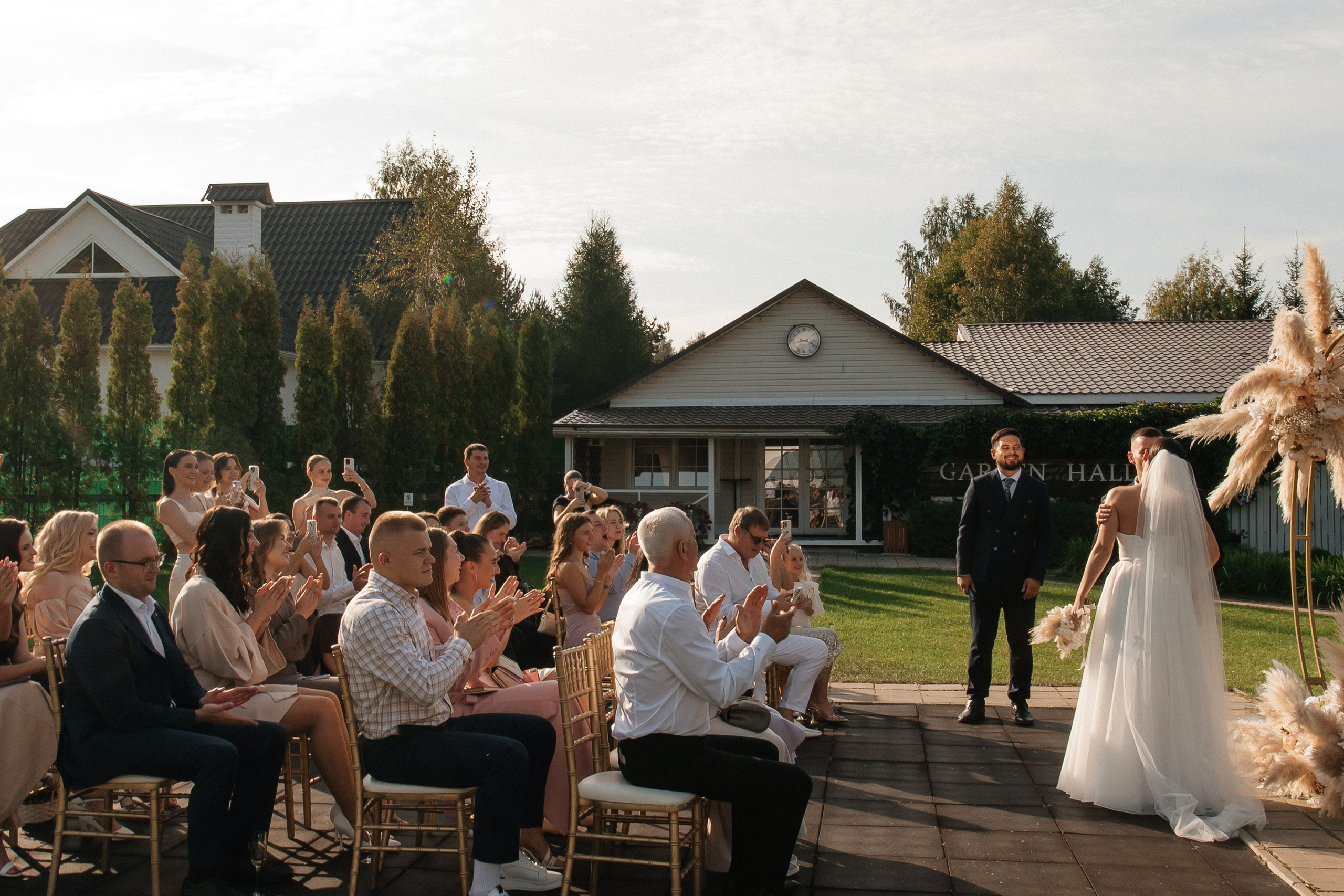 ANONS. Мария — Свадебный фотограф