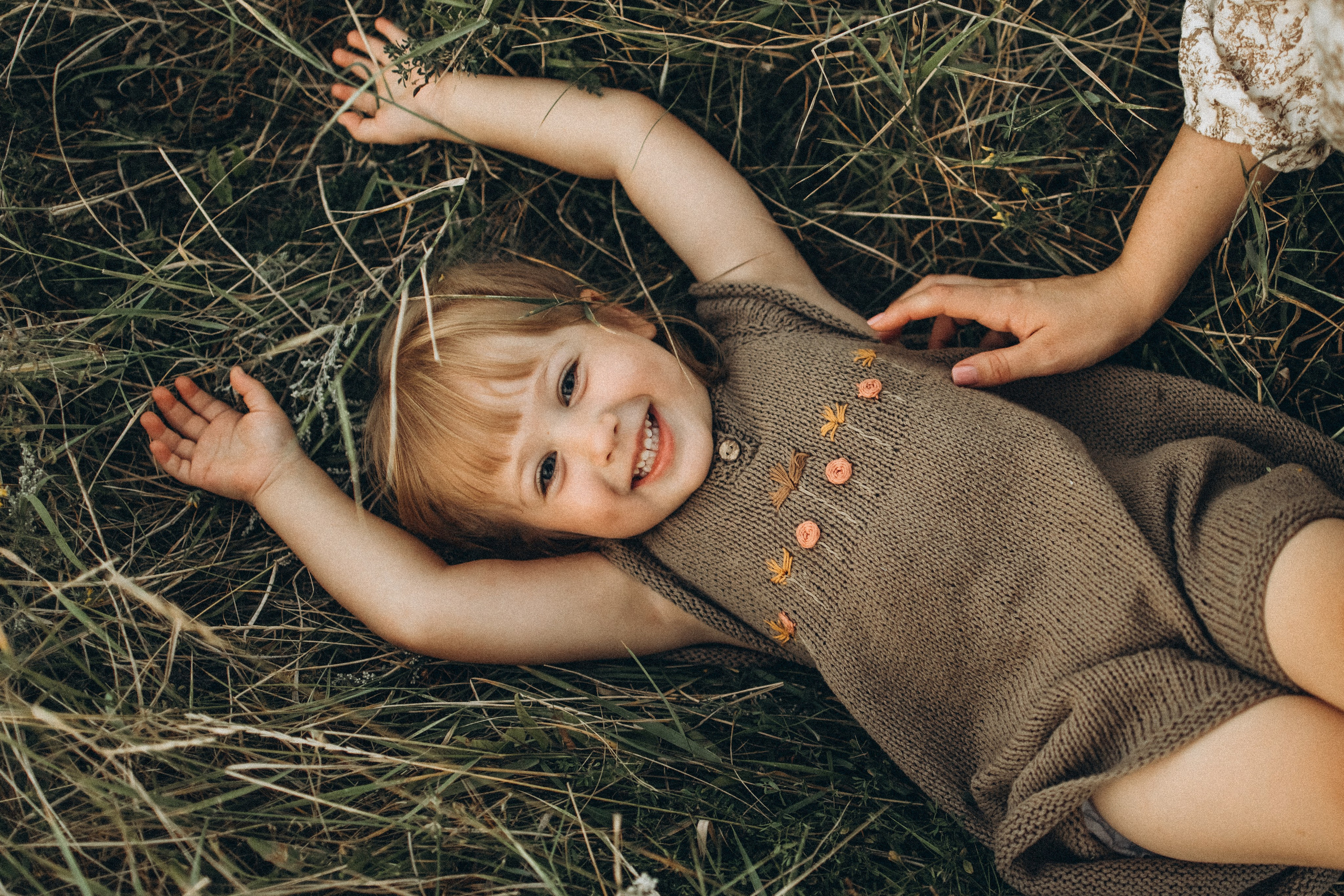 Ксения Саша Вера. Фотограф Ира Симóника