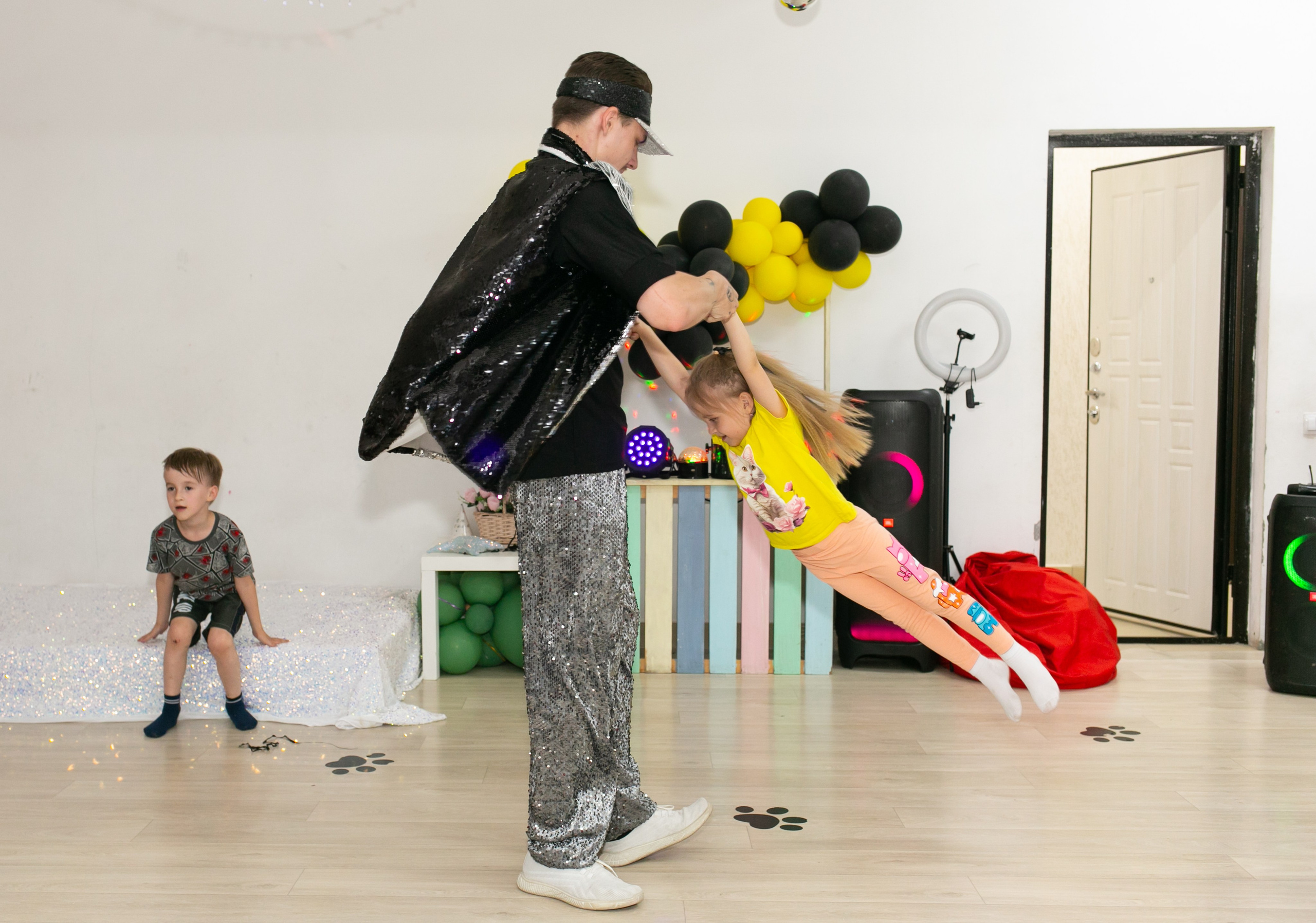 Выпускные и Утренники. Фотограф новорожденных и семейный фотограф НСО г. Бердск Марина Львова