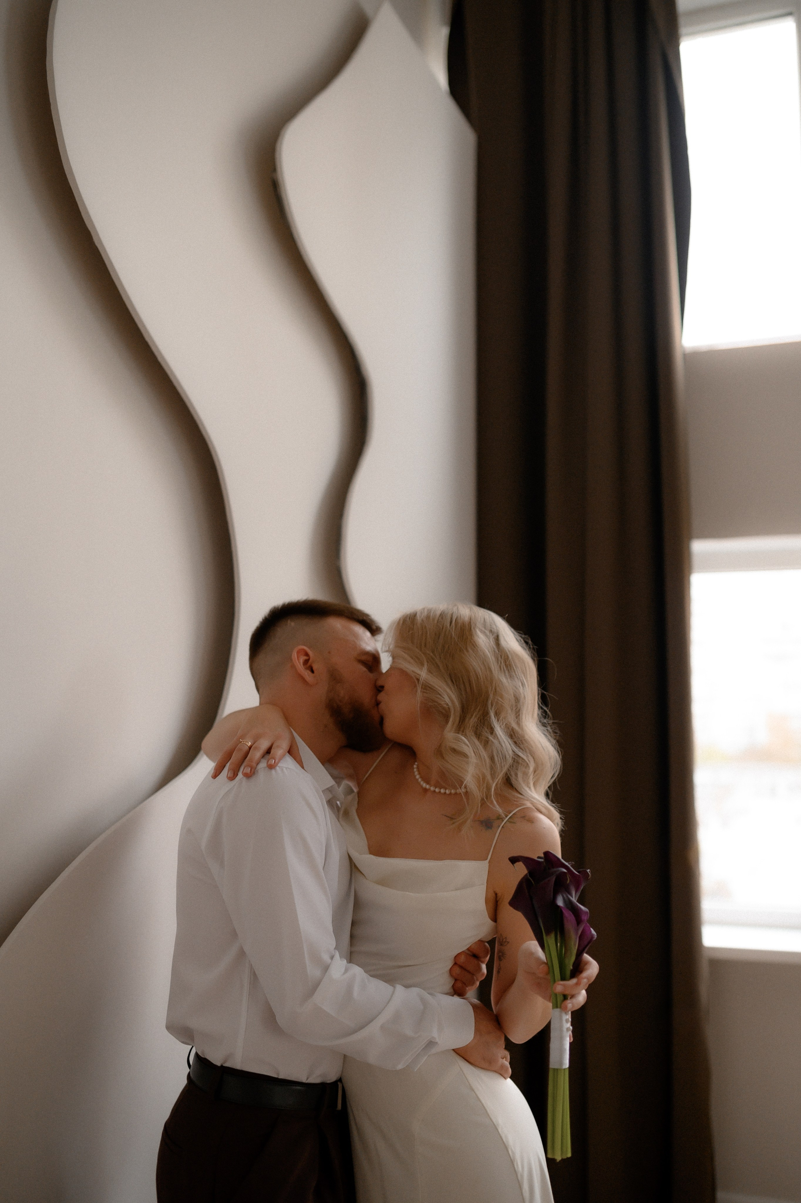 Коля и Алёна в студии. Семейный и свадебный lifestyle-фотограф в Москве Мария Петрова