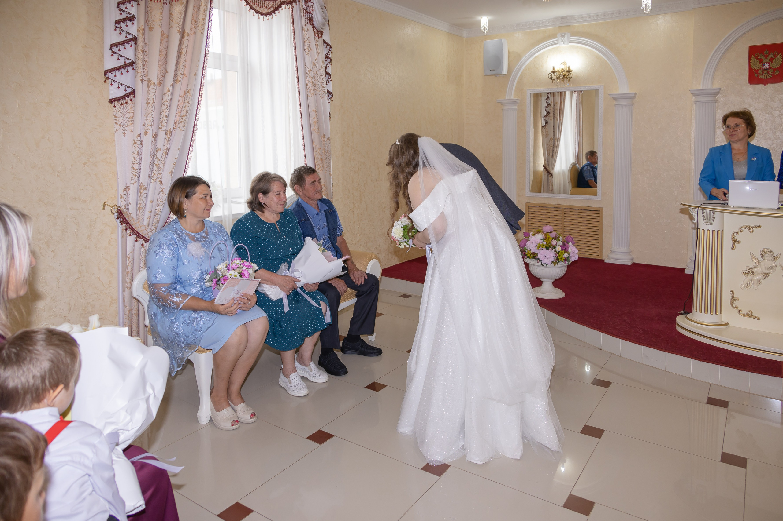 Свадебная съемка регистрации в ЗАГСе г. Можга