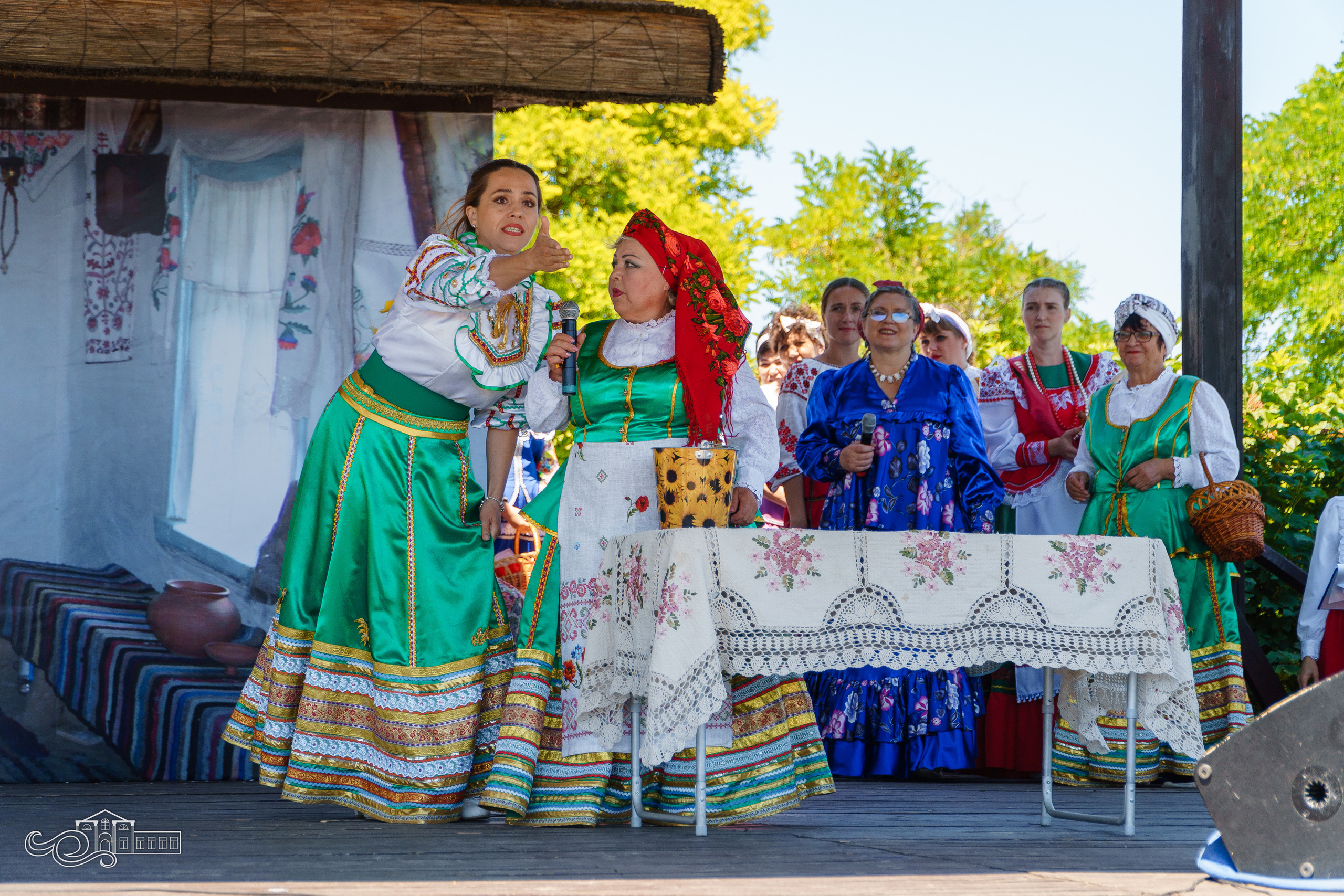 «Кубанская красавица» в Атамани. Новотитаровский Дом культуры