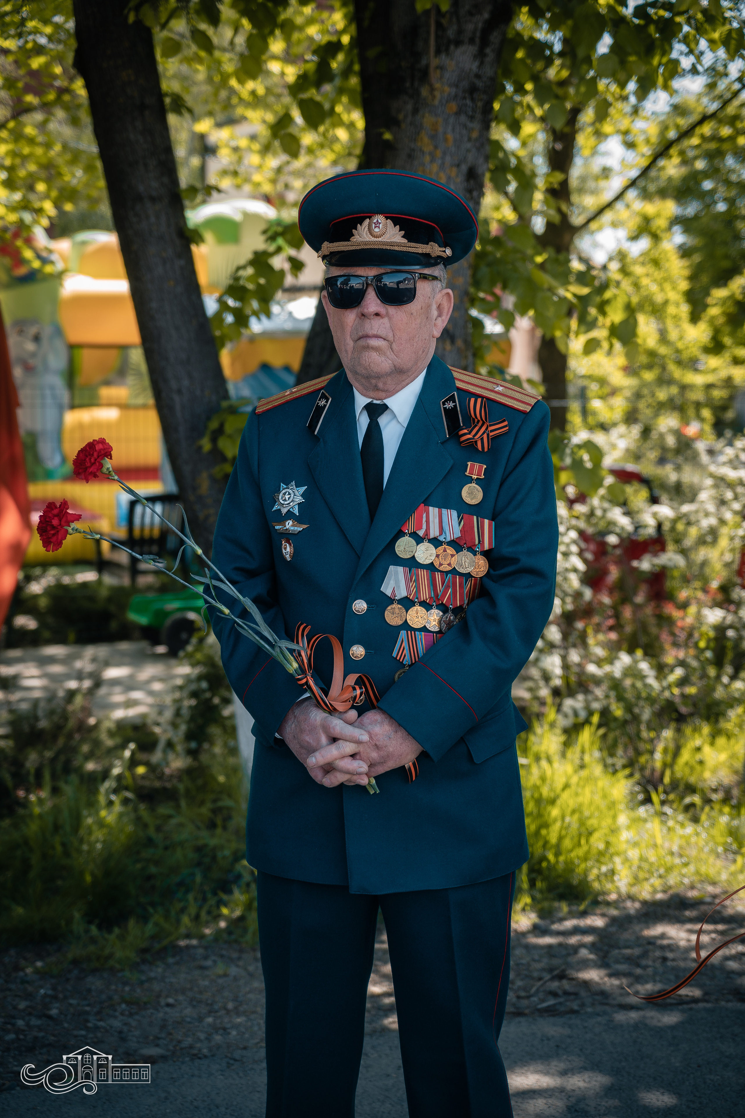 Бессмертный полк в Новотитаровской. Новотитаровский Дом культуры