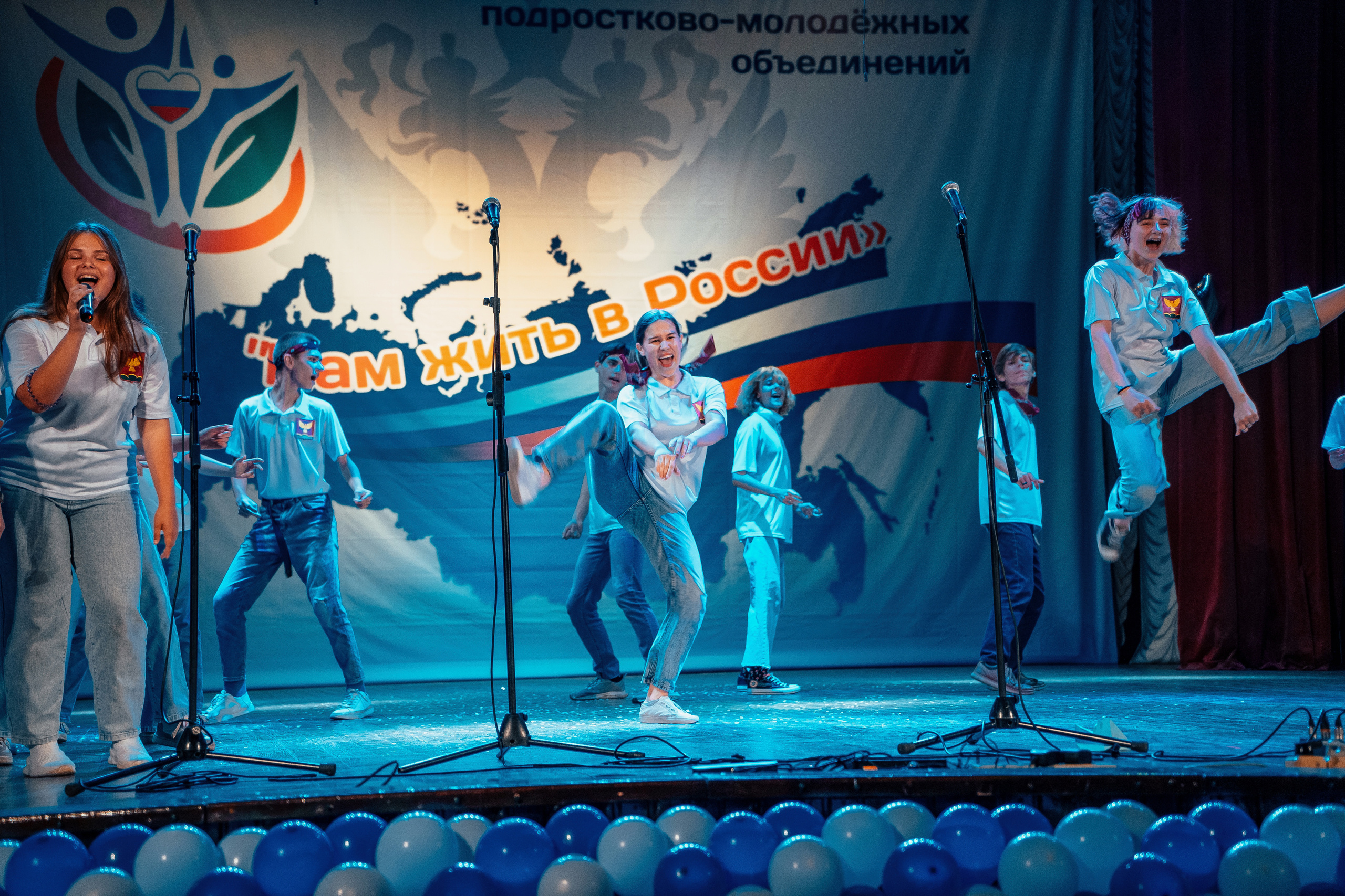 «Нам жить в России». Новотитаровский Дом культуры