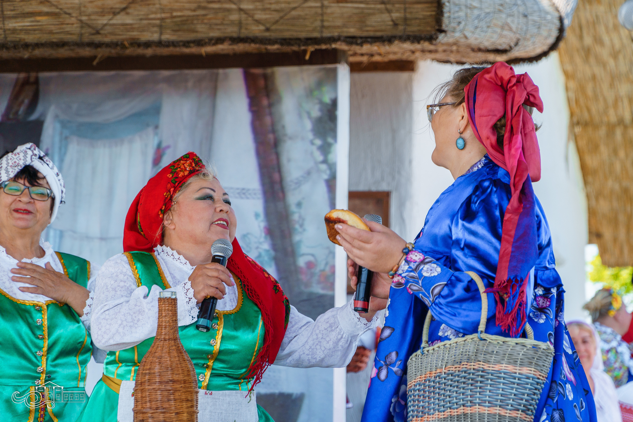 «Кубанская красавица» в Атамани. Новотитаровский Дом культуры