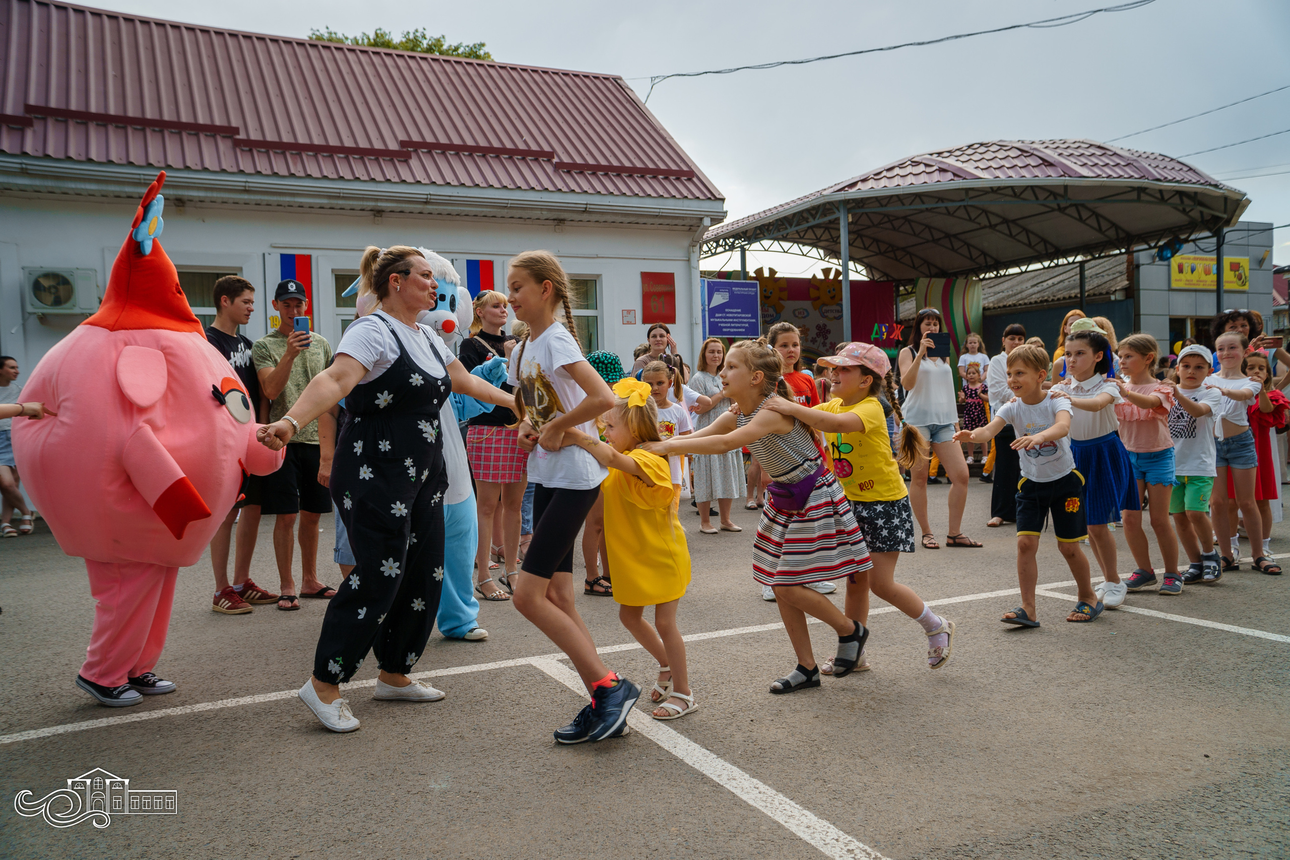 День защиты детей. Новотитаровский Дом культуры