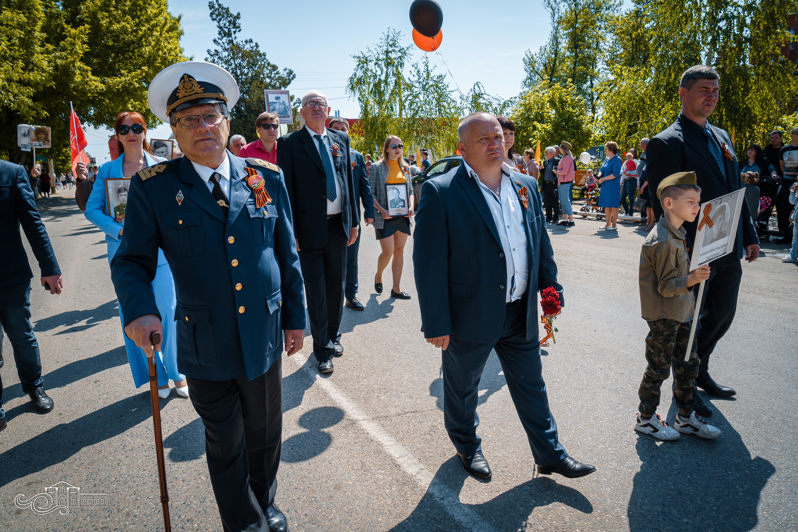 Бессмертный полк в Новотитаровской. Новотитаровский Дом культуры