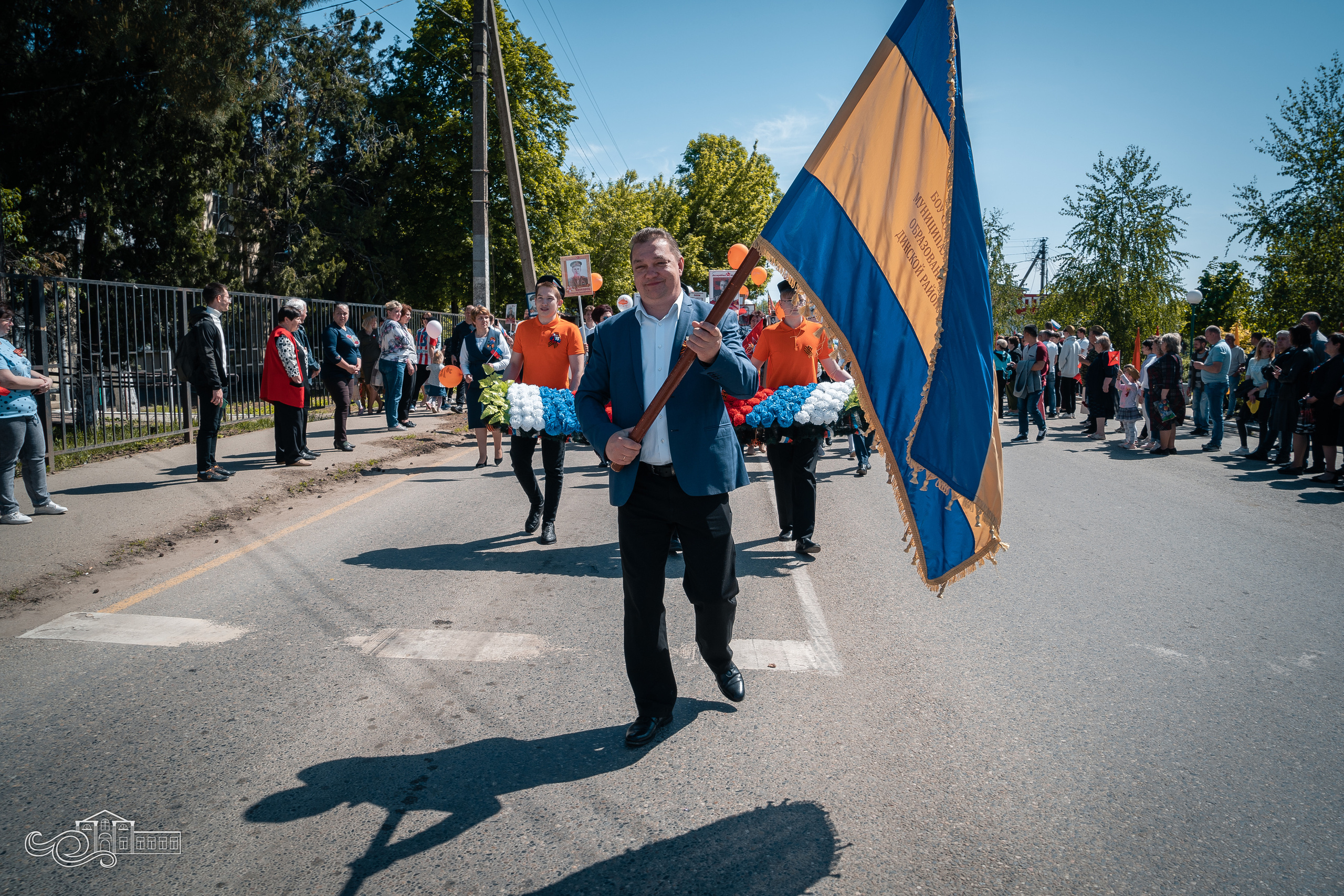 Бессмертный полк в Новотитаровской. Новотитаровский Дом культуры