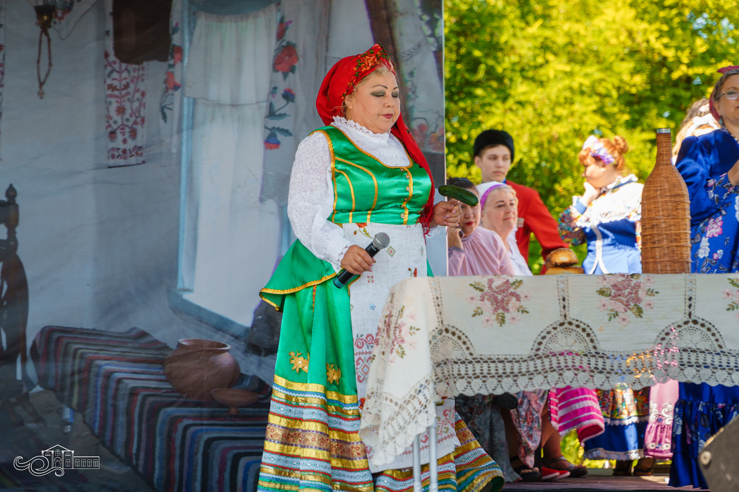 «Кубанская красавица» в Атамани. Новотитаровский Дом культуры