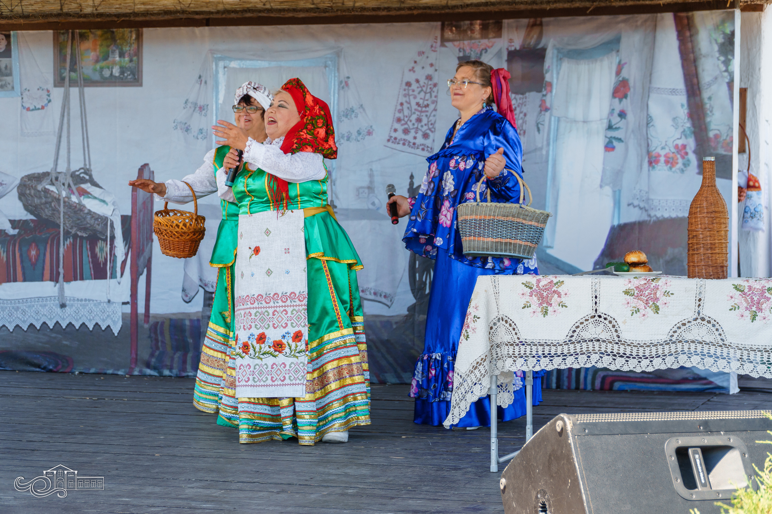 «Кубанская красавица» в Атамани. Новотитаровский Дом культуры