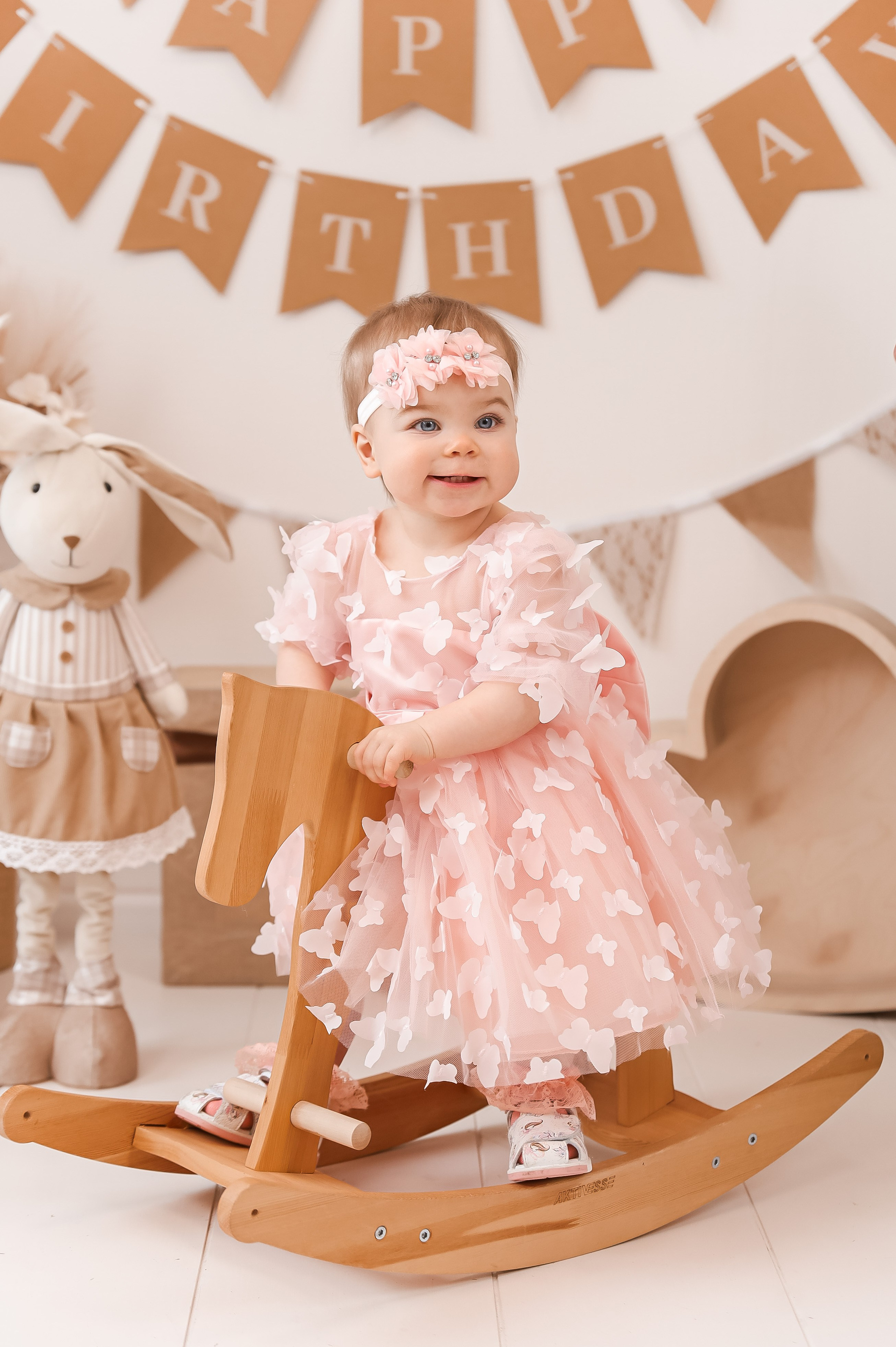 1й Годик Есении. Детский и Семейный фотограф в Санкт-Петербурге. Детская Фотостудия «FAMILY STORY»