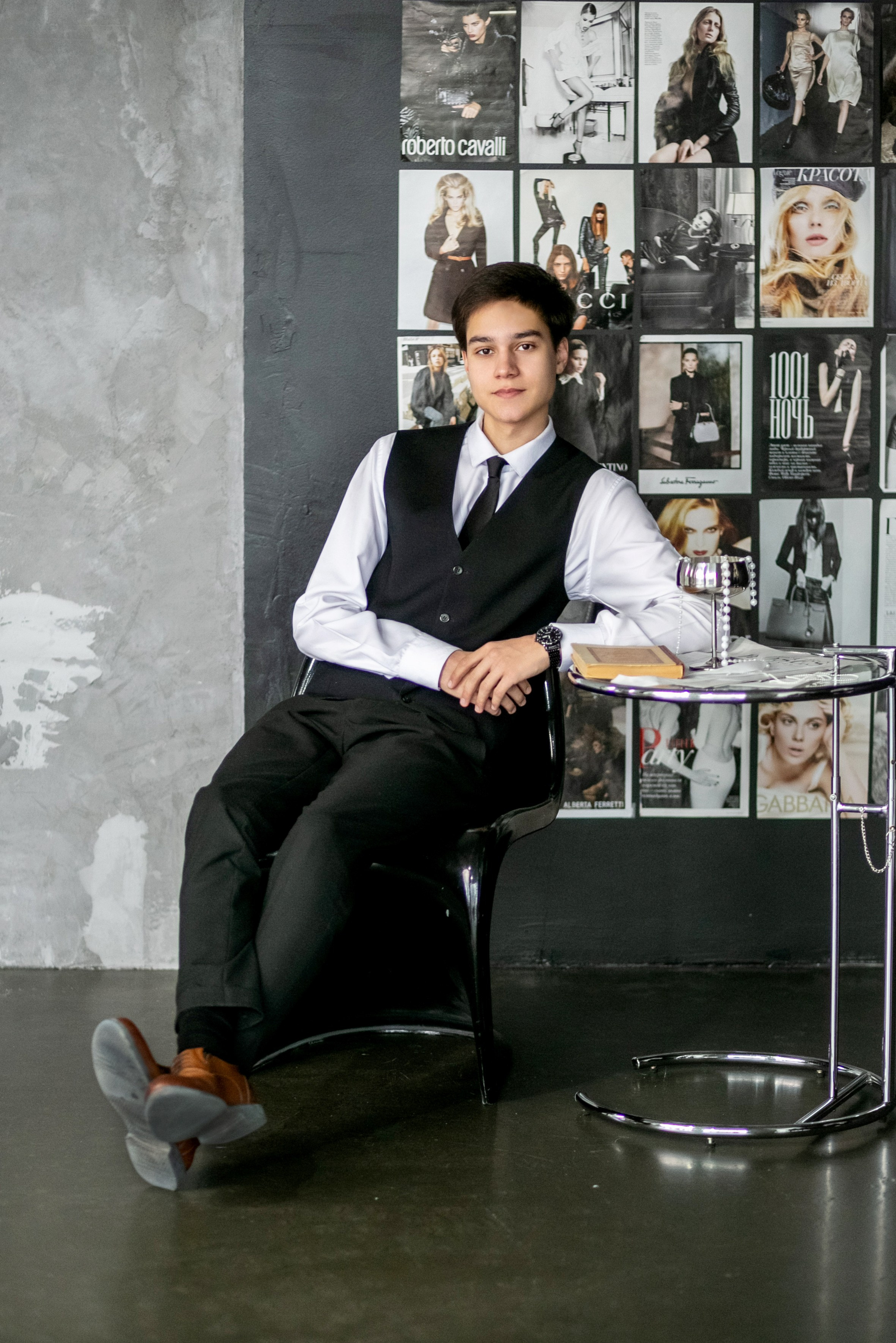 Фотостудия LOFT- зал ОКНА. Выпускные альбомы Воронеж от Веры Соколовой