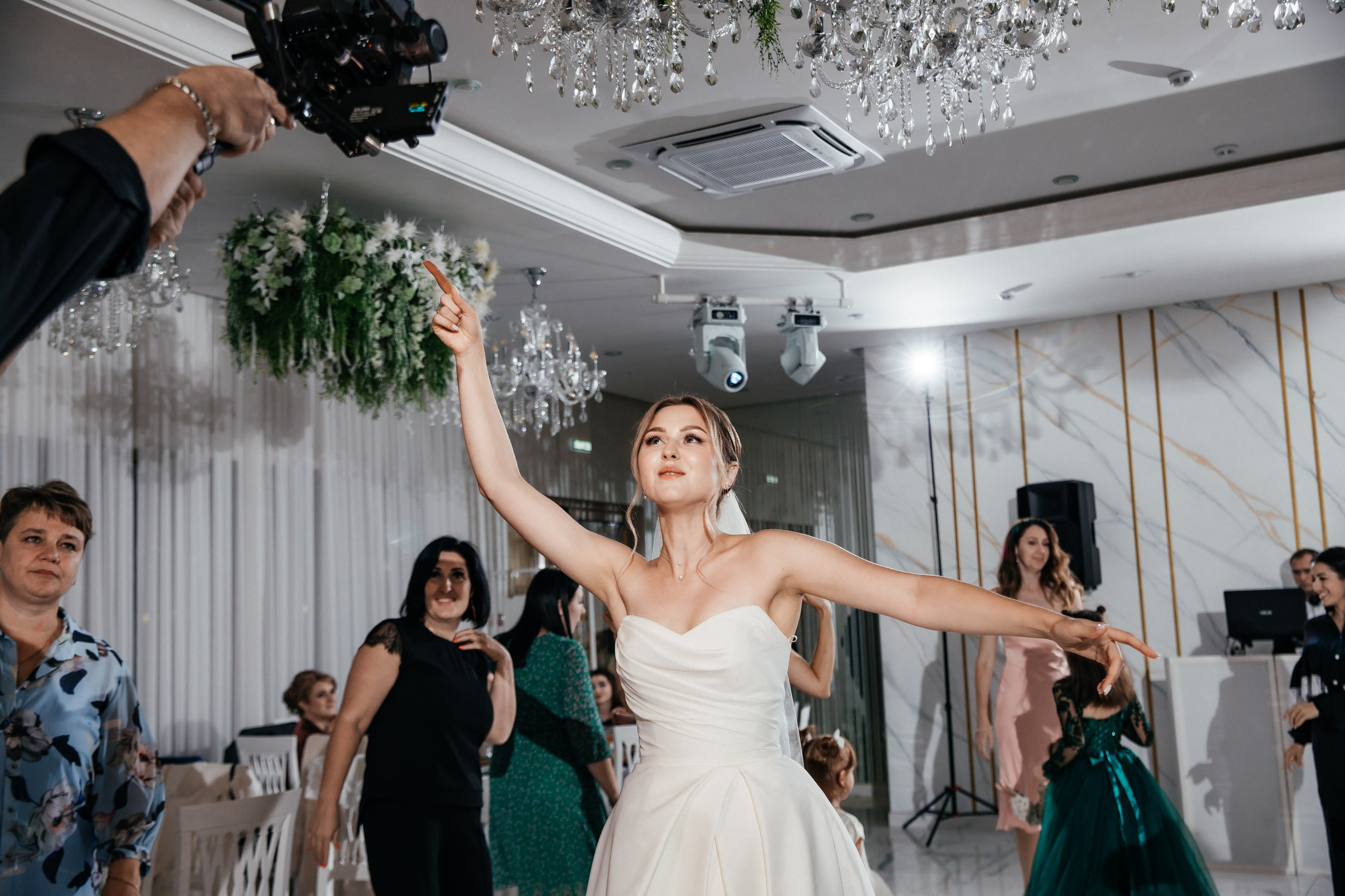 Андрей Оля. Свадебный фотограф и видеограф Владислав и Анастасия Макриди