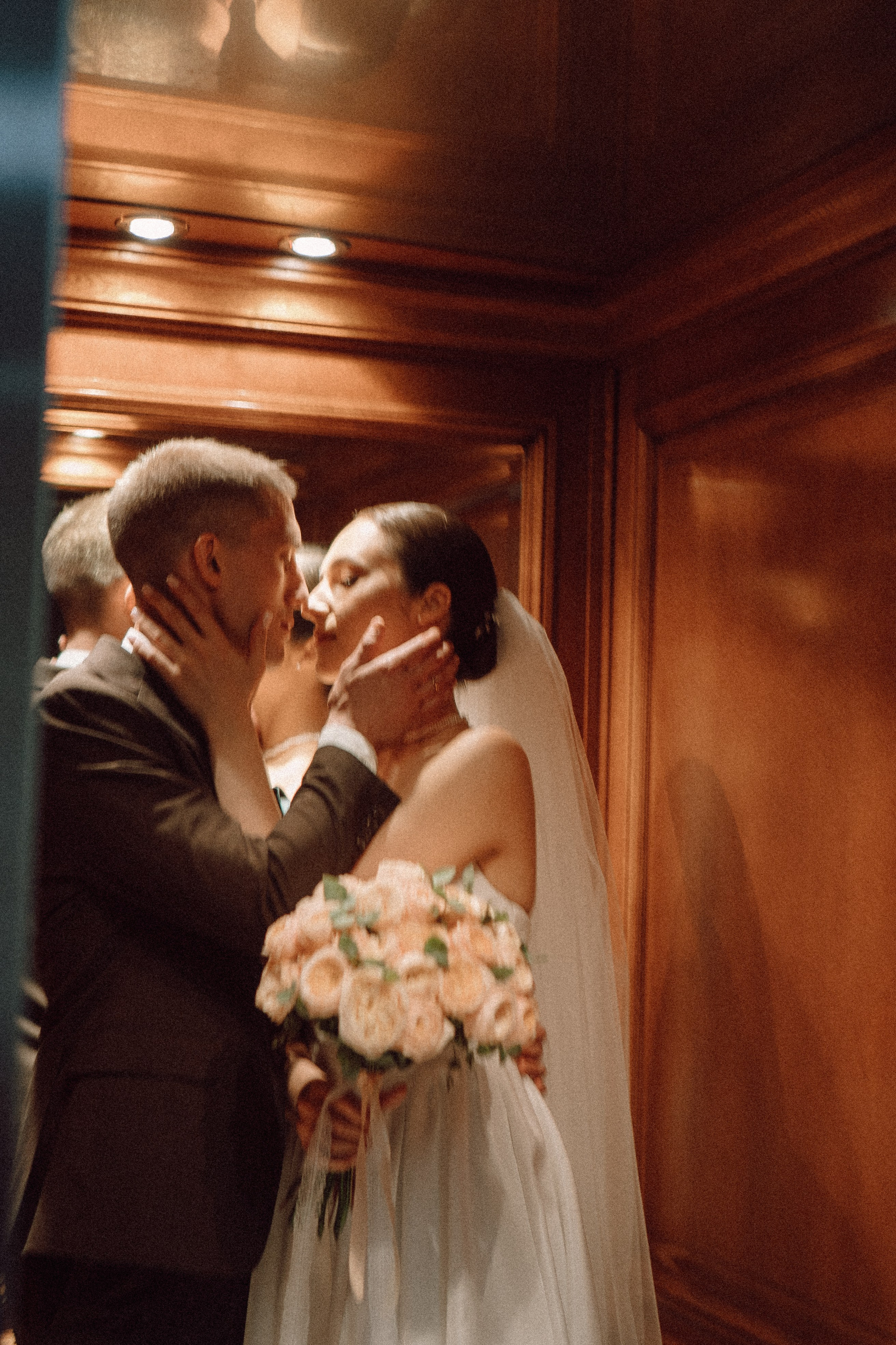 ЗАГС И ПРОГУЛКА 2 ЧАСА. Профессиональный фотограф, Санкт-Петербург — Виктория Богомолова