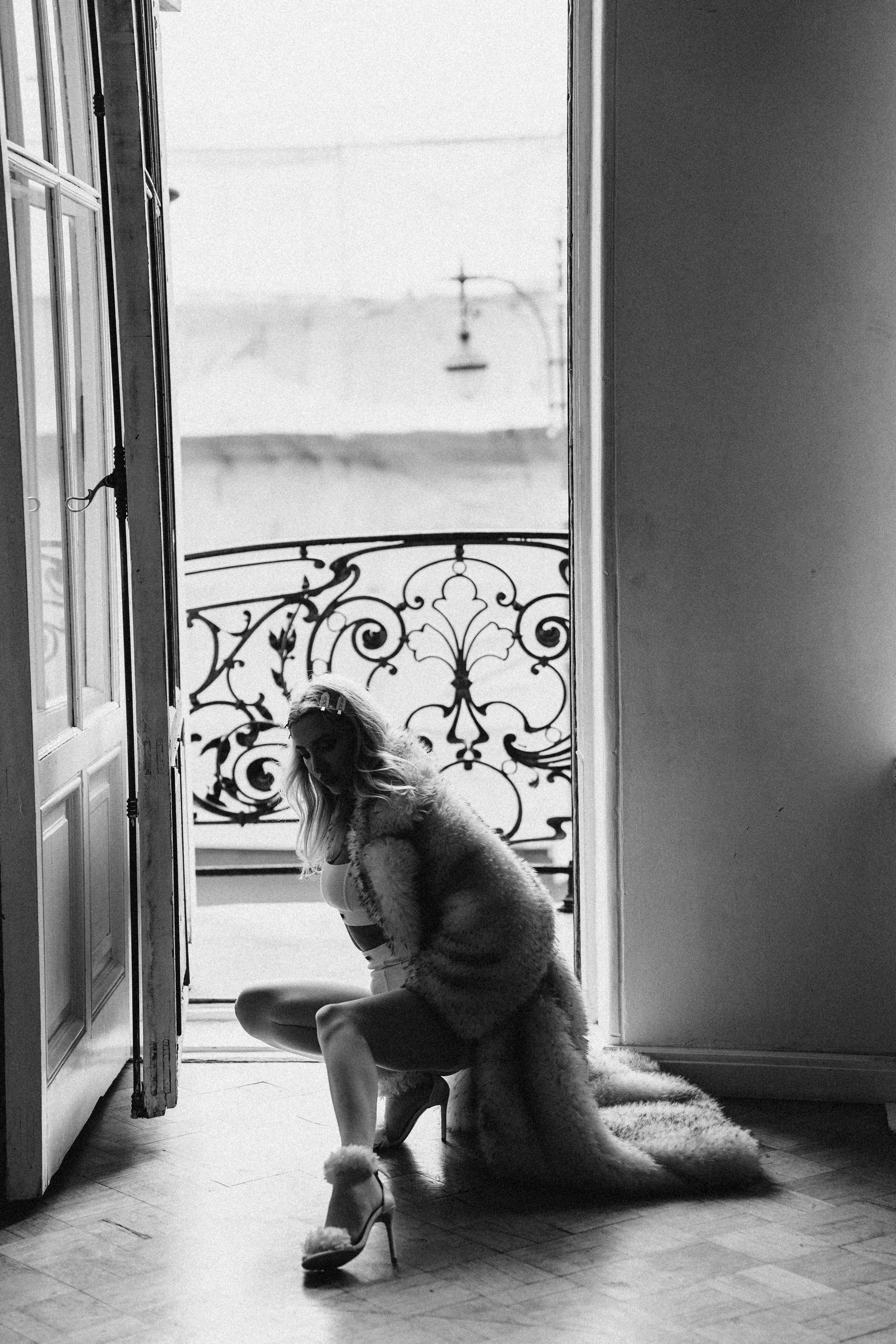 МИНИМАЛИЗМ В СТУДИИ НА ЧЕРНЫШЕВСКОЙ В СТУДИИ С БАЛКОНОМ. Профессиональный фотограф, Санкт-Петербург — Виктория Богомолова