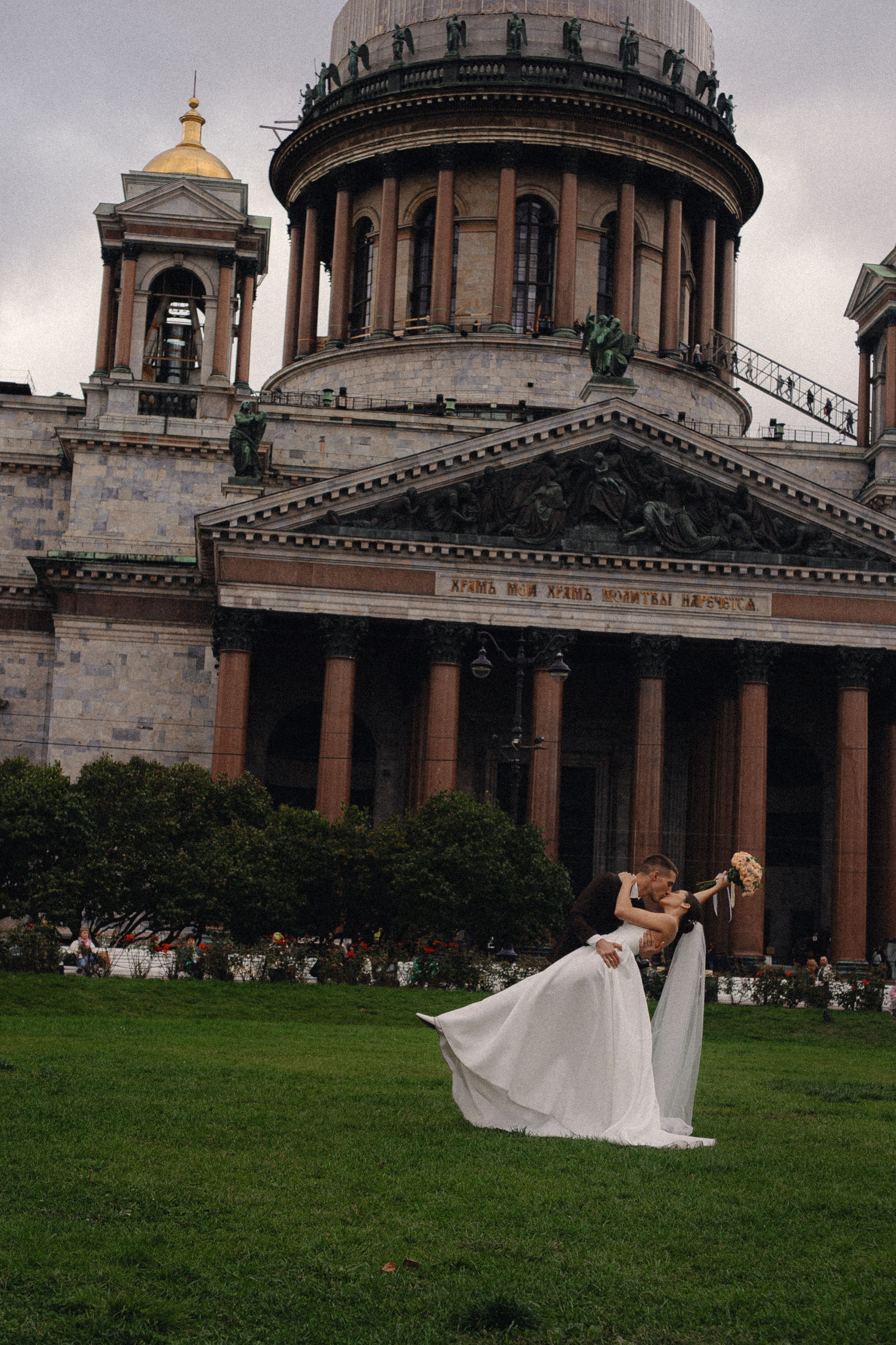 ЗАГС И ПРОГУЛКА 2 ЧАСА. Профессиональный фотограф, Санкт-Петербург — Виктория Богомолова
