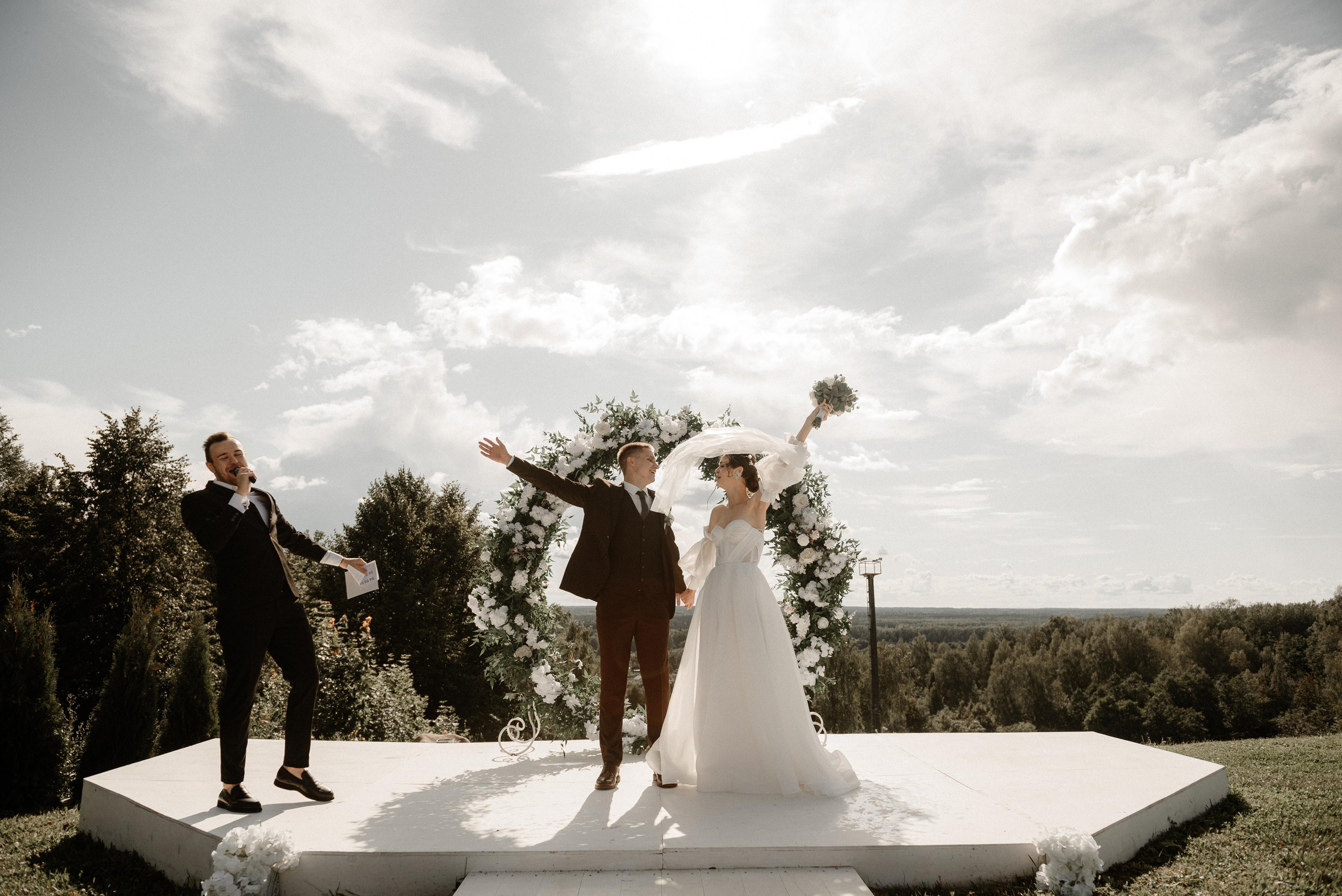 Артём и Елизавета. Свадебный фотограф в Ярославле и Москве Руслан Иософатов