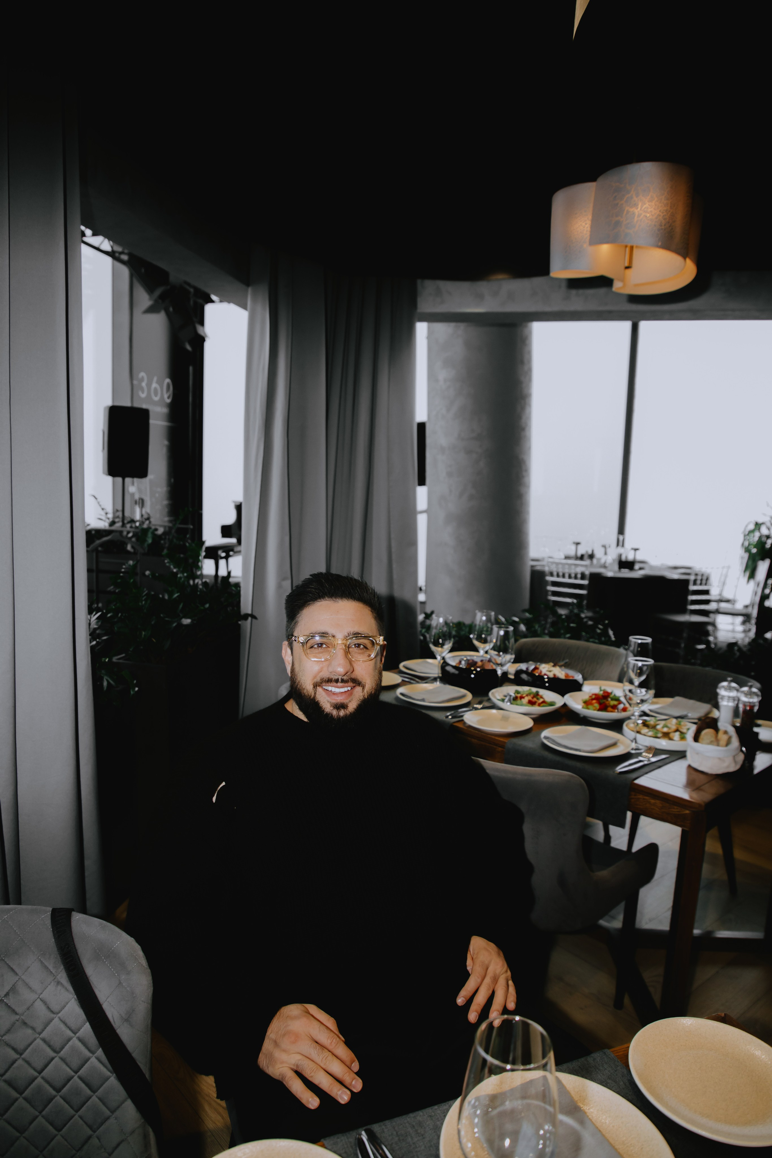 Бизнес завтрак на 89 этаже. Фотограф в Москве и Санкт-Петербурге Дарина