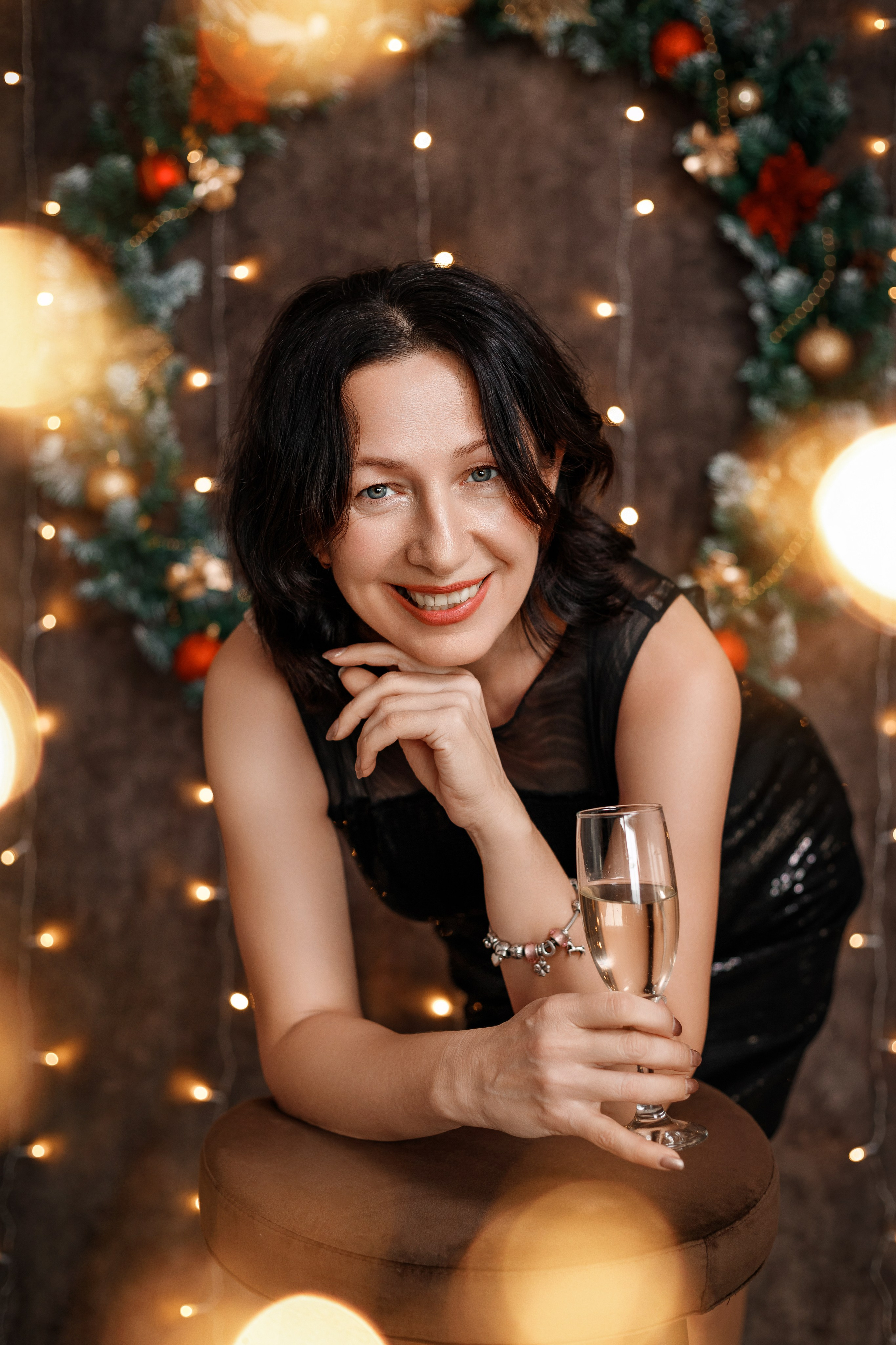 Моя студия. Надежда и Елена декабрь 2023. Фотограф Пермь. Свадьбы. Семья и дети, школа, д. сад. Фотокниги