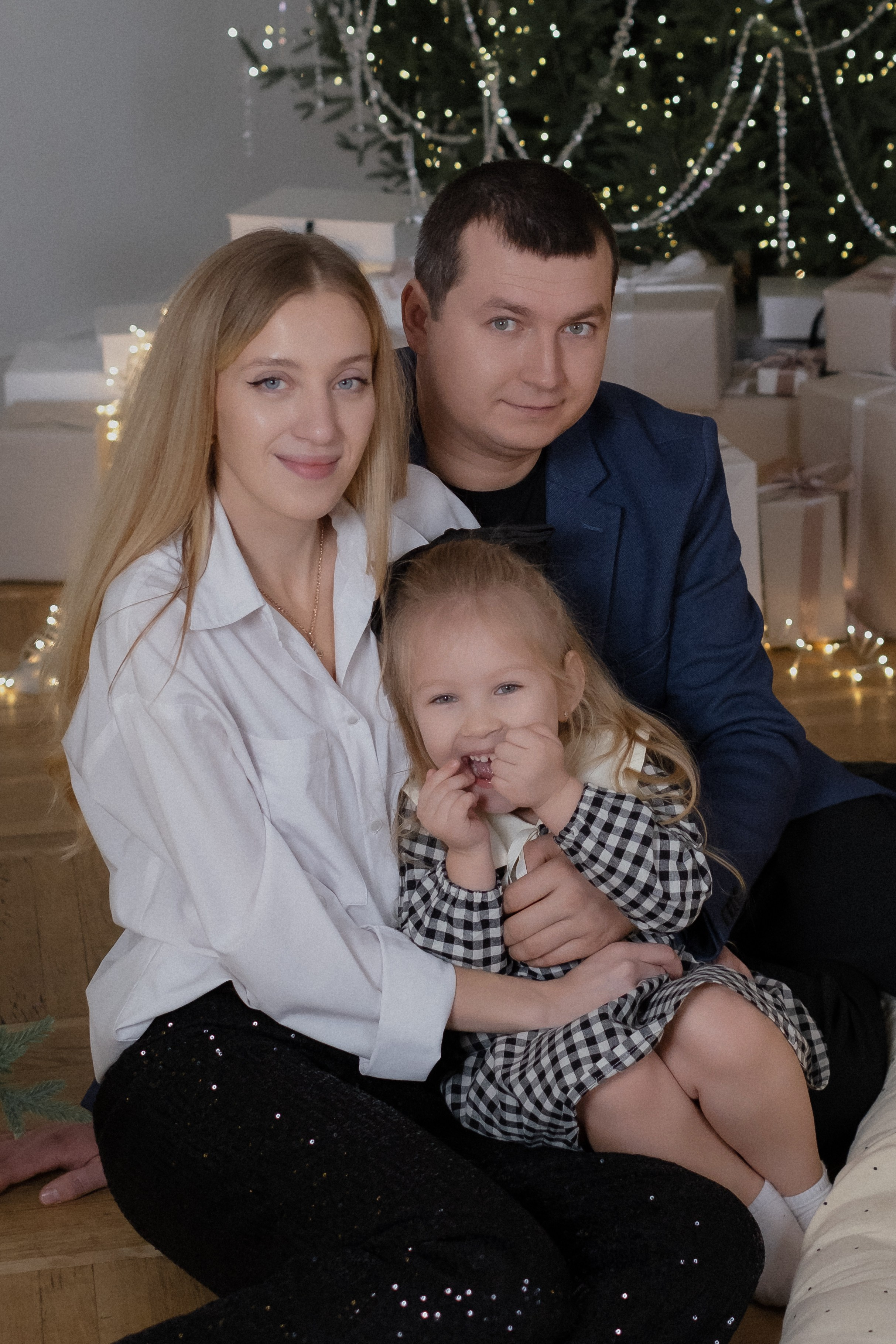 Новогодняя фотосессия с Кирой. Свадебный и семейный фотограф г. Волгоград Биленко Ангелина