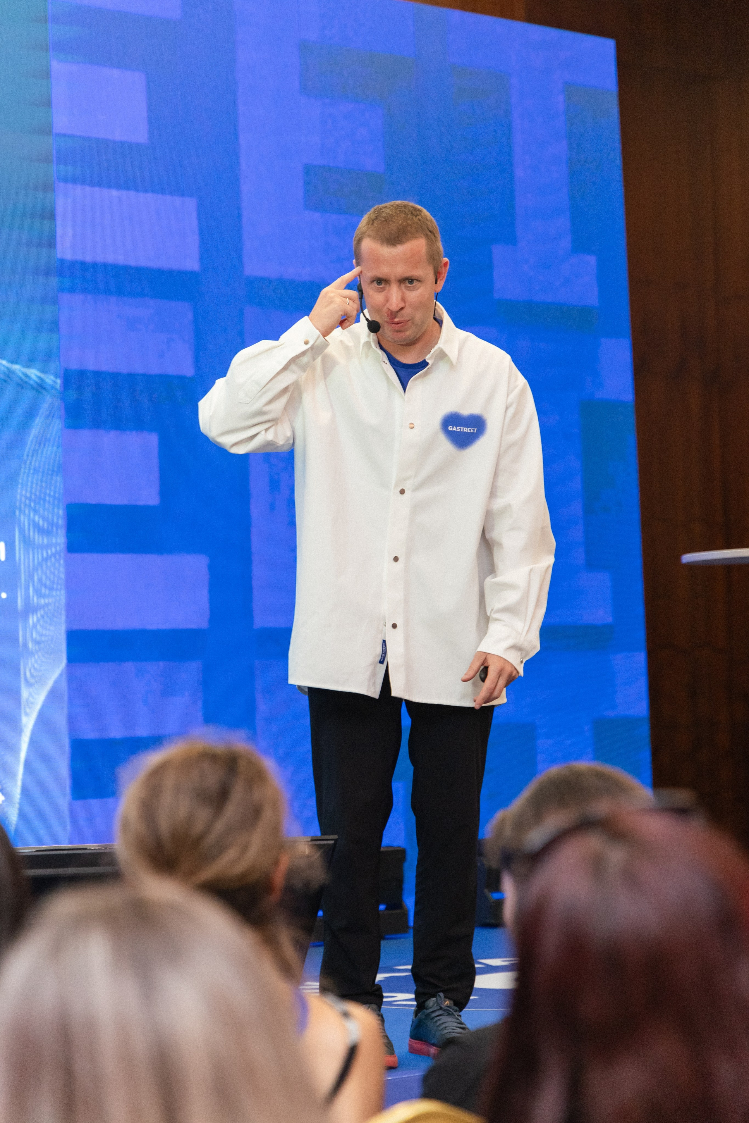 КОНФЕРЕНЦИИ. Арина Тамочкина. Фотограф Краснодарю