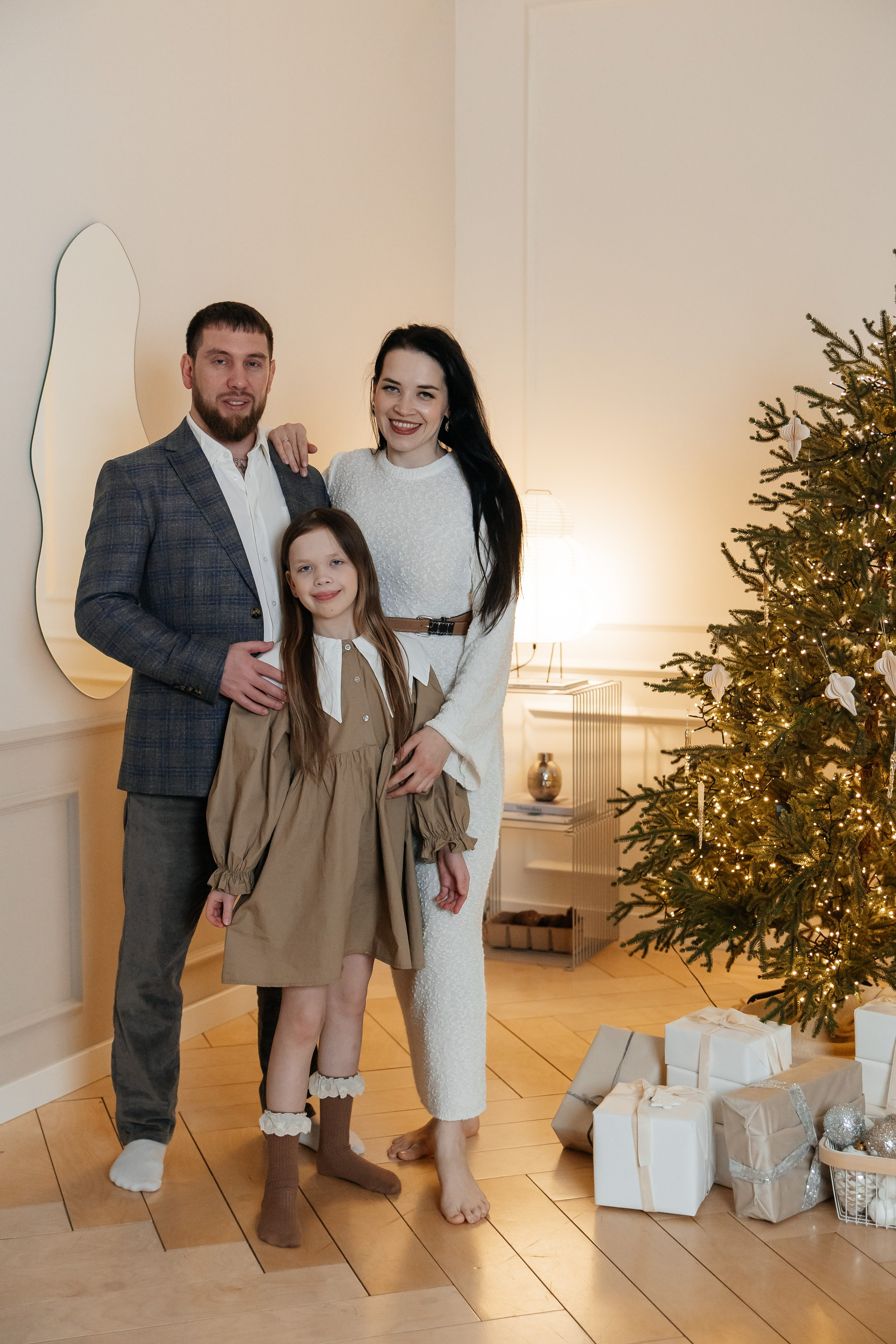 Новогодняя семейная фотосессия в студии. Свадебный, семейный фотограф, контент съёмка. Екатеринбург. Елена Граф