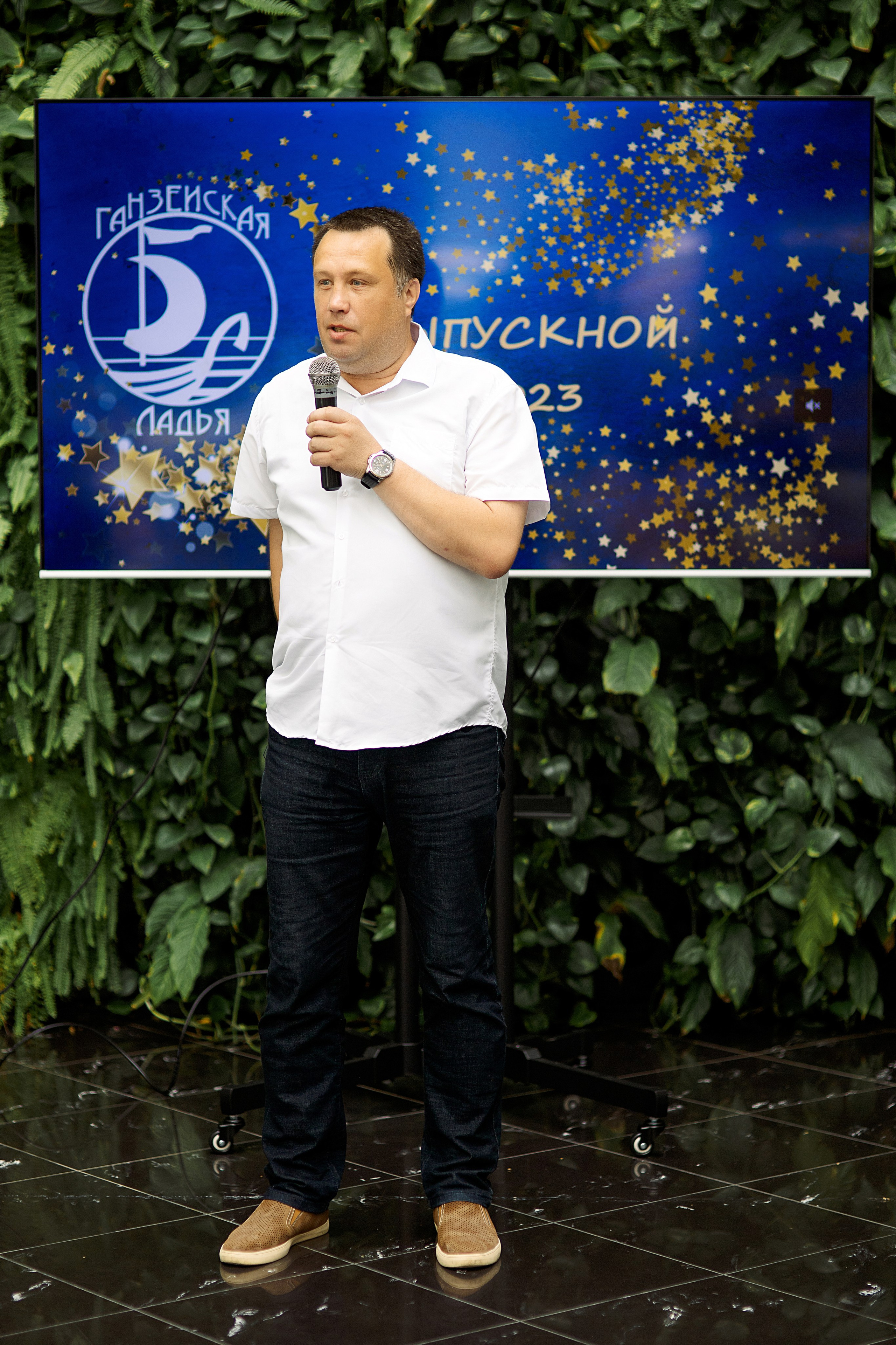 Выпуск лицея Ганзейская Ладья. Свадебный фотограф Калининград Пасюта Данила