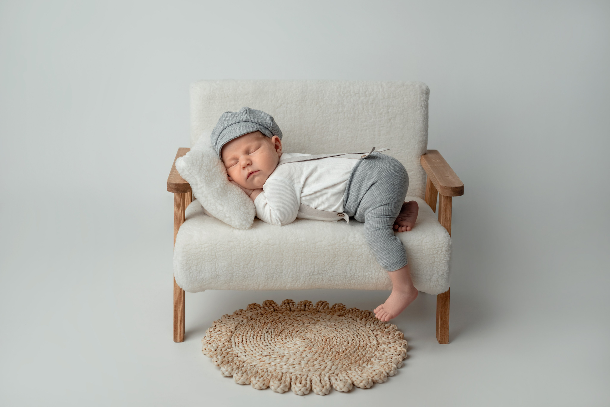 Фотосессия новорожденных в Норильске. Фотограф новорожденных в Норильске Виктория Шагалиева