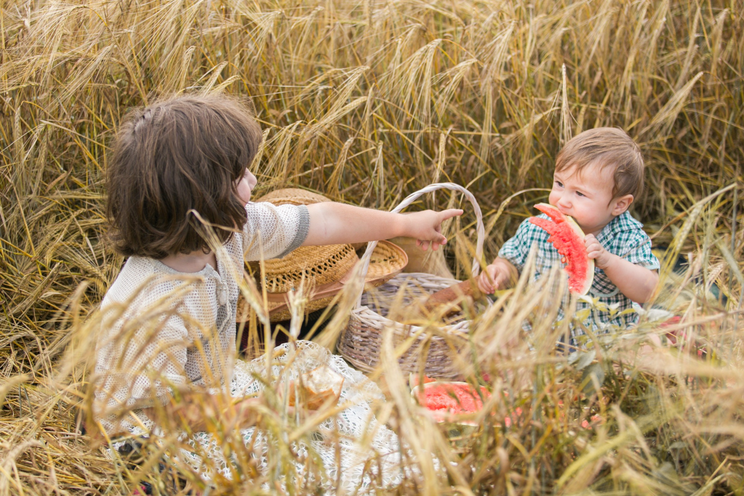 Фотосессия с арбузами, пикап с арбузами, съёмка с арбузами, летняя фотосессия с арбузами. Семейный и детский фотограф в Москве Мария Быкова