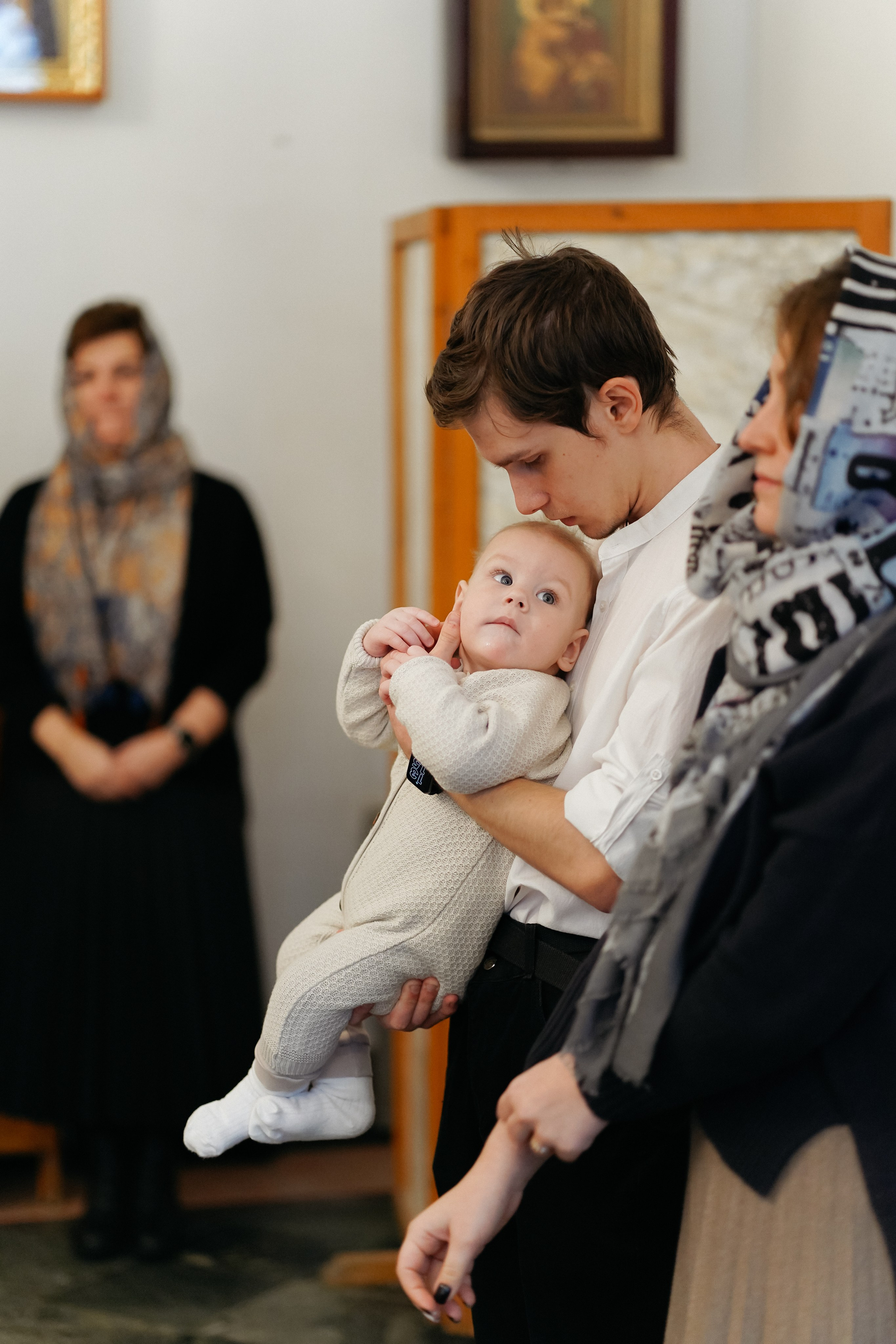 Таинство крещения Льва. Фотограф в Москве Тарасенко Татьяна