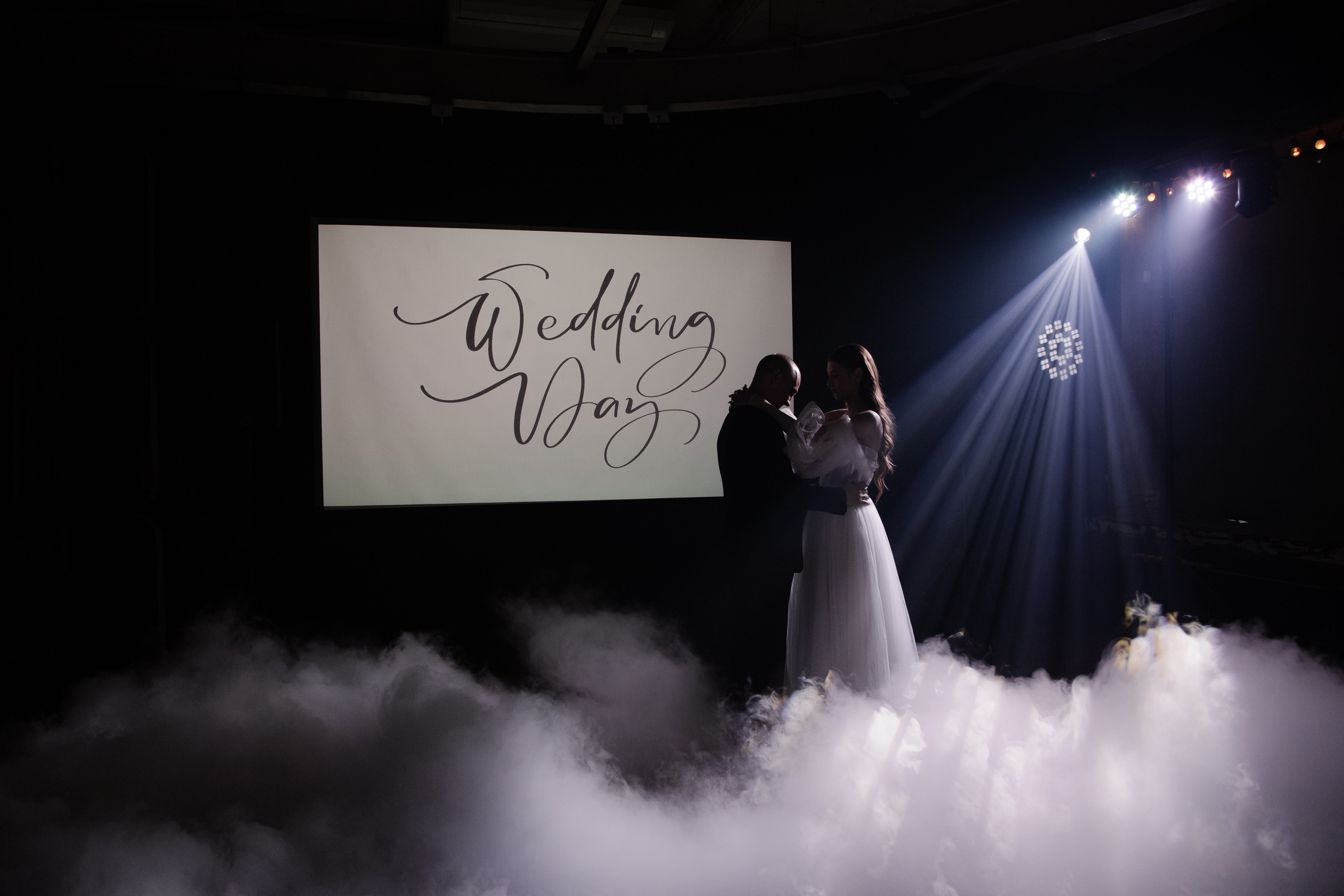 Цветочная локация. Свадебный фотограф Челябинск Полина Чеботарь