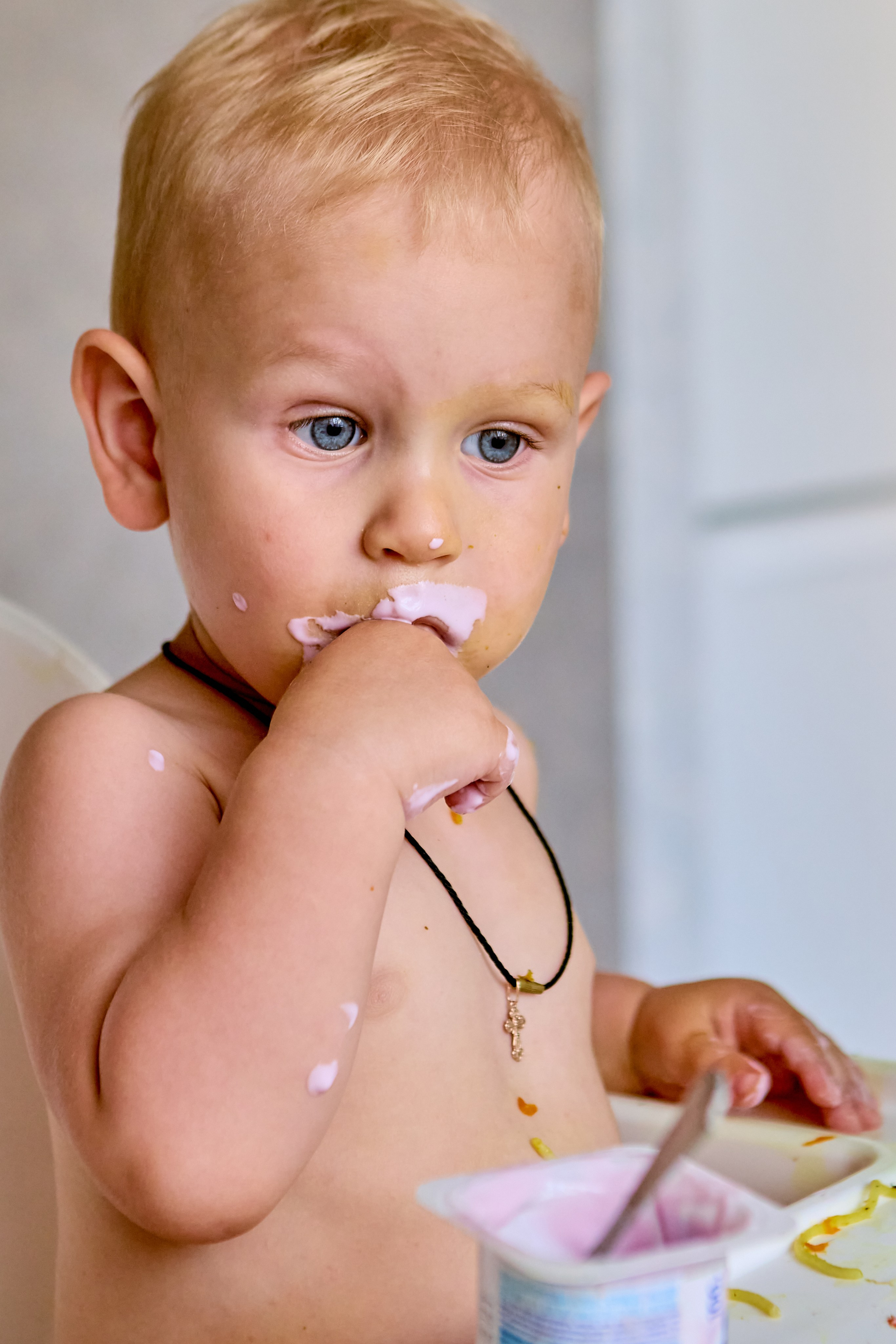 Малыш, наполненный светом и любовью, в домашней обстановке. Православный фотограф Николай Голованов и г. Дзержинск.