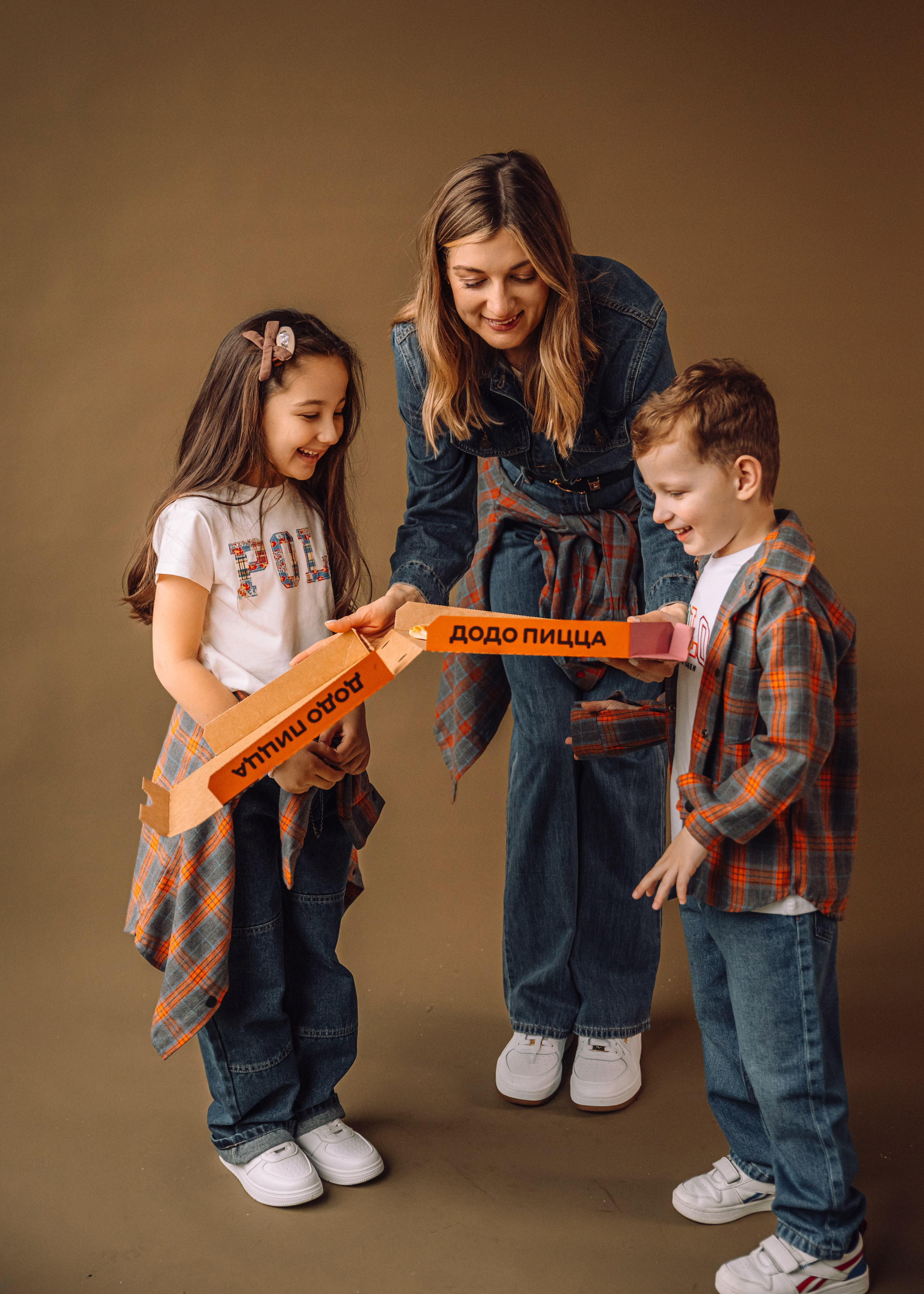 Елена, Лиана и Артем. Семейный фотограф В Москве Александра Дейкун